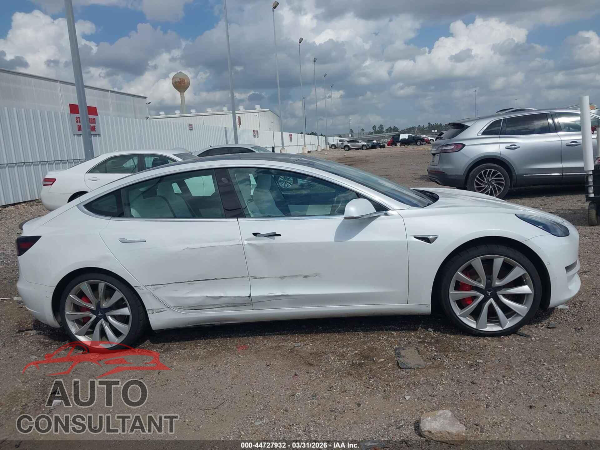TESLA MODEL 3 2019 - 5YJ3E1EB2KF423164
