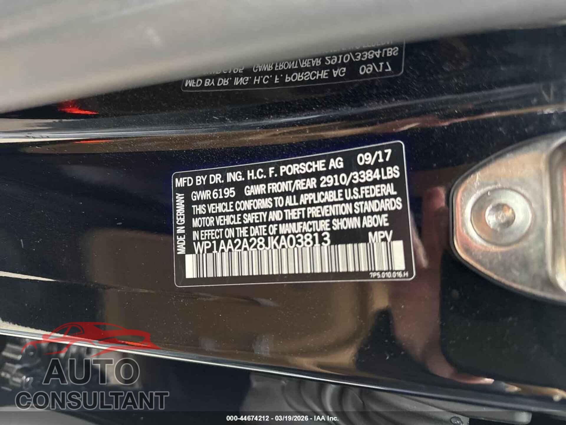 PORSCHE CAYENNE 2018 - WP1AA2A28JKA03813