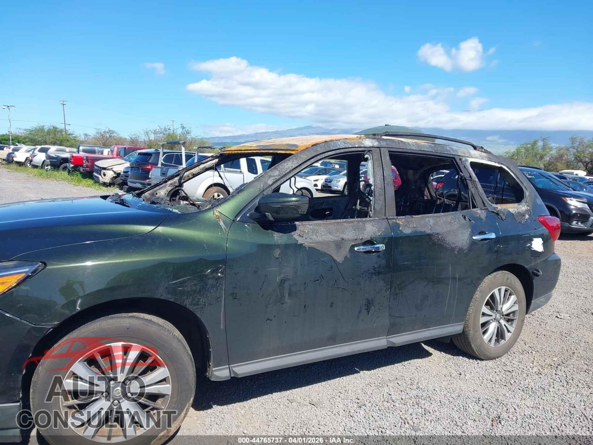 NISSAN PATHFINDER 2019 - 5N1DR2MN7KC582748