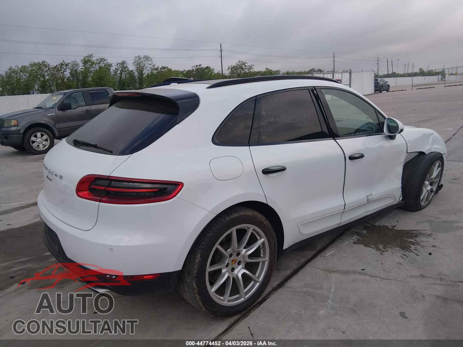 PORSCHE MACAN 2018 - WP1AA2A51JLB02574