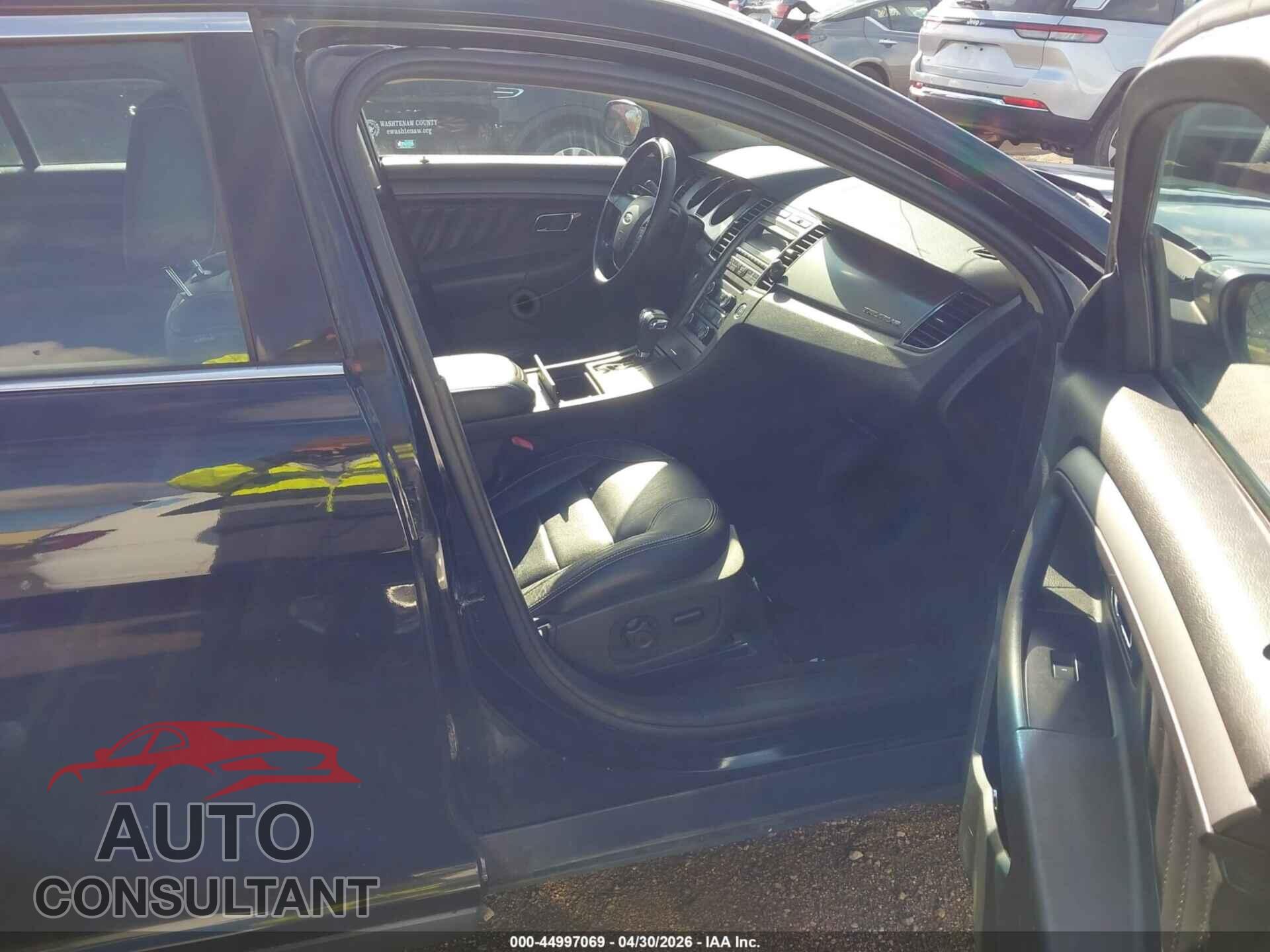 FORD TAURUS 2011 - 1FAHP2EW6BG190832