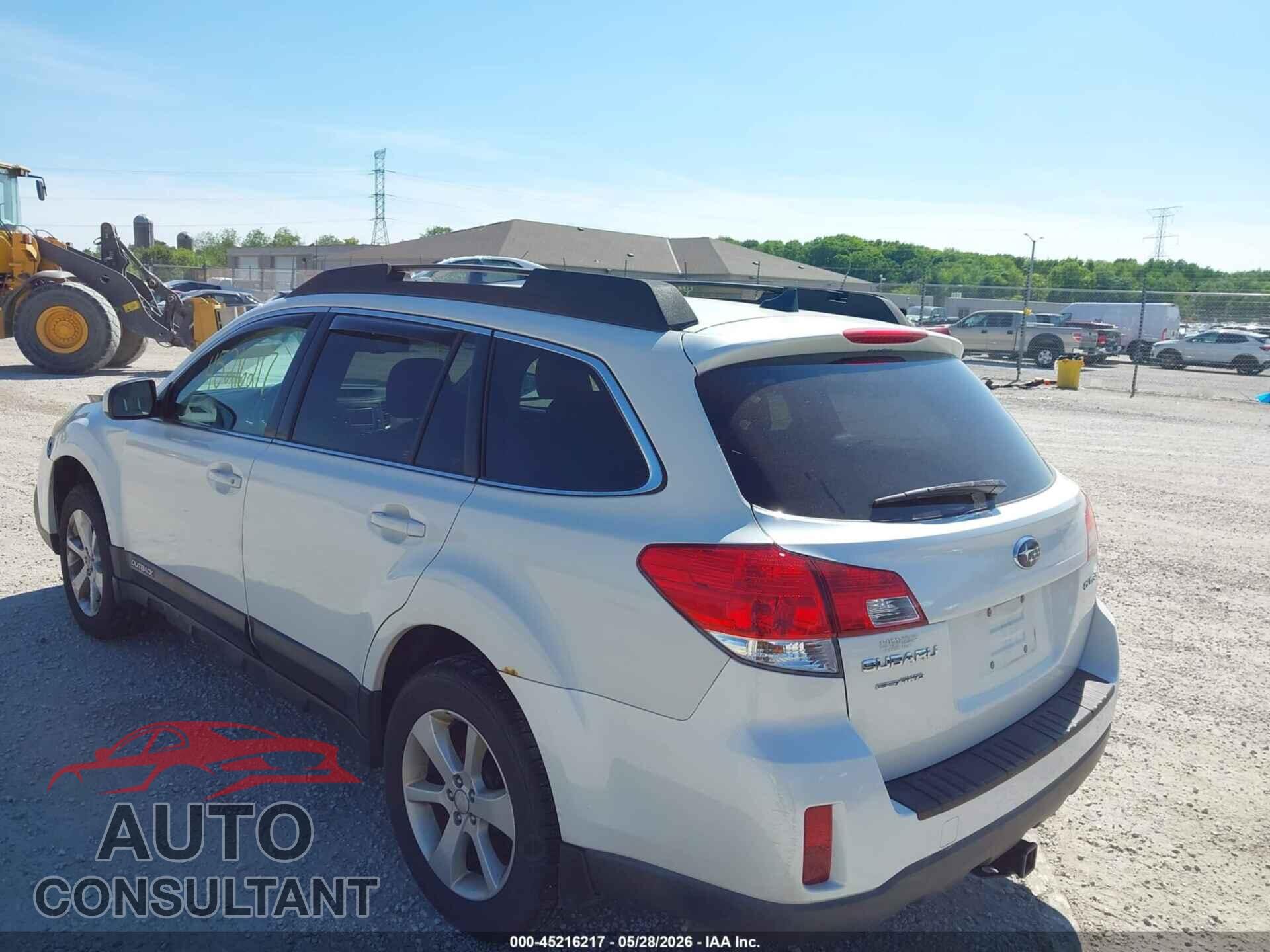 SUBARU OUTBACK 2014 - 4S4BRCCC8E3243000