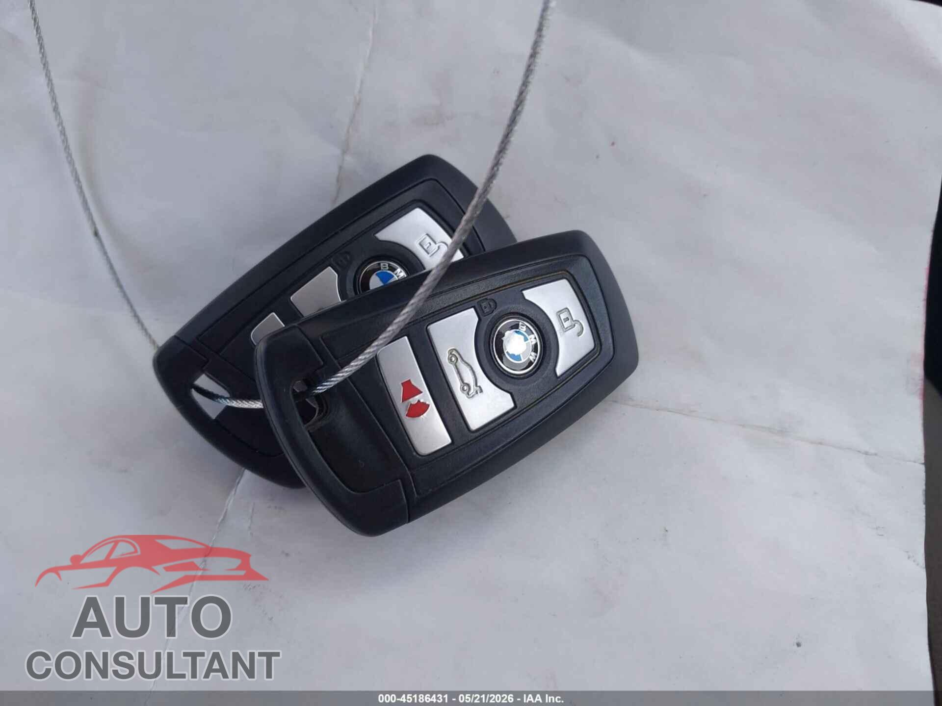 BMW 528I 2013 - WBAXG5C52DDY33616