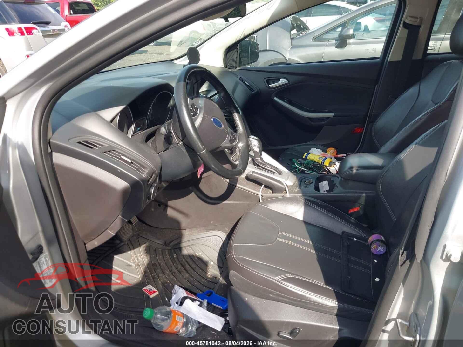 FORD FOCUS 2014 - 1FADP3F2XEL234021