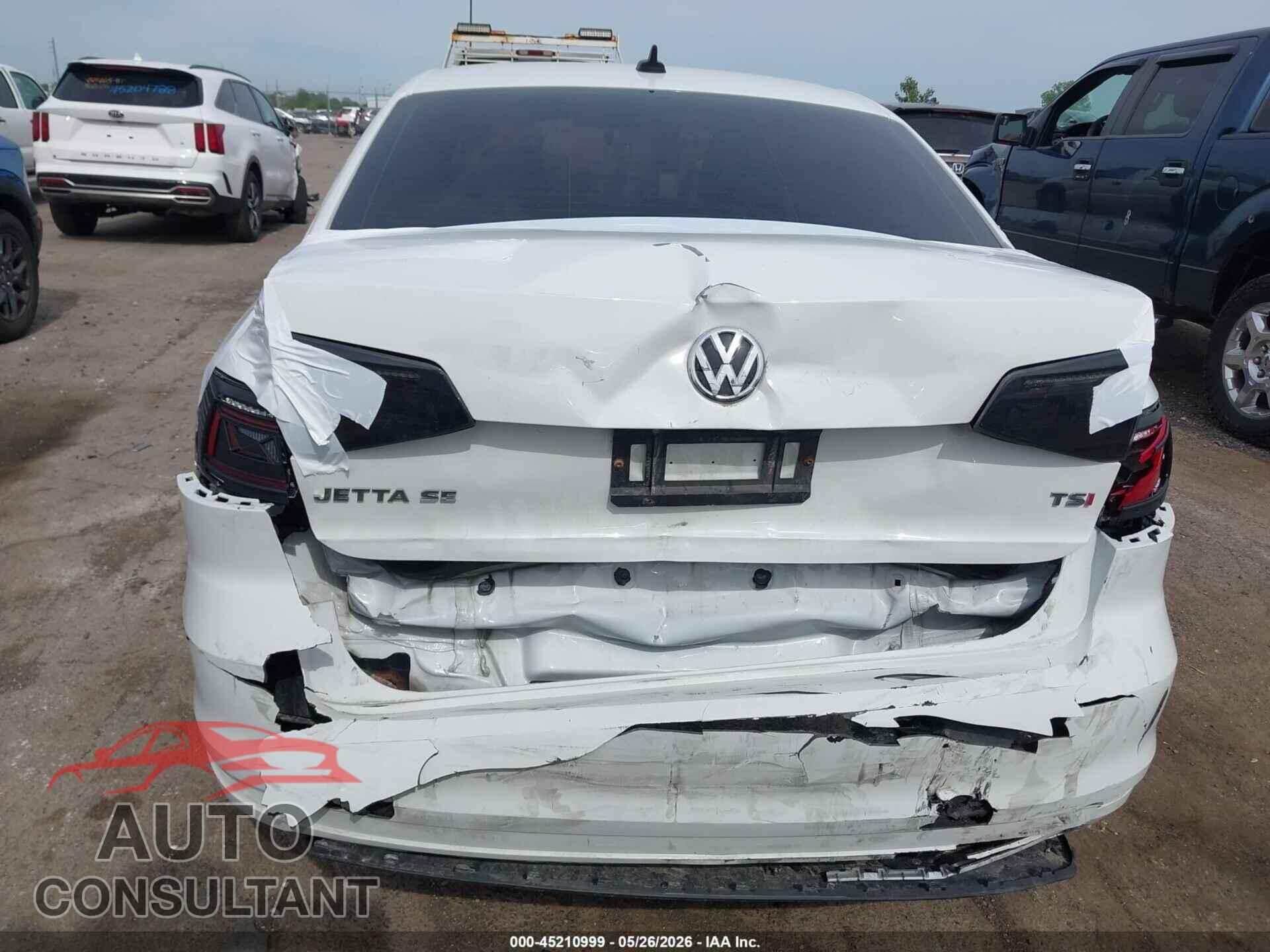 VOLKSWAGEN JETTA 2017 - 3VWDB7AJ7HM399703