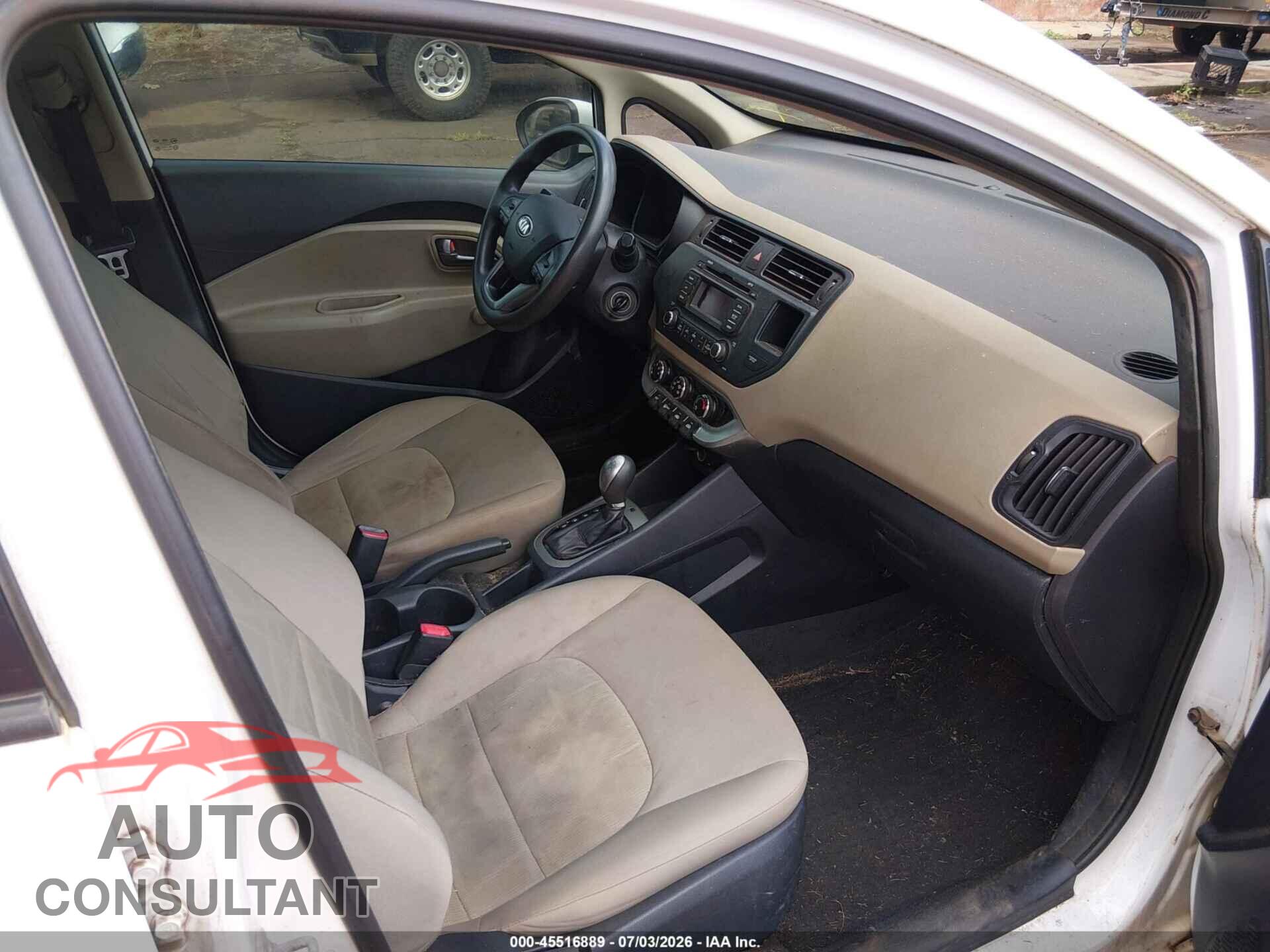 KIA RIO 2014 - KNADM4A34E6330683