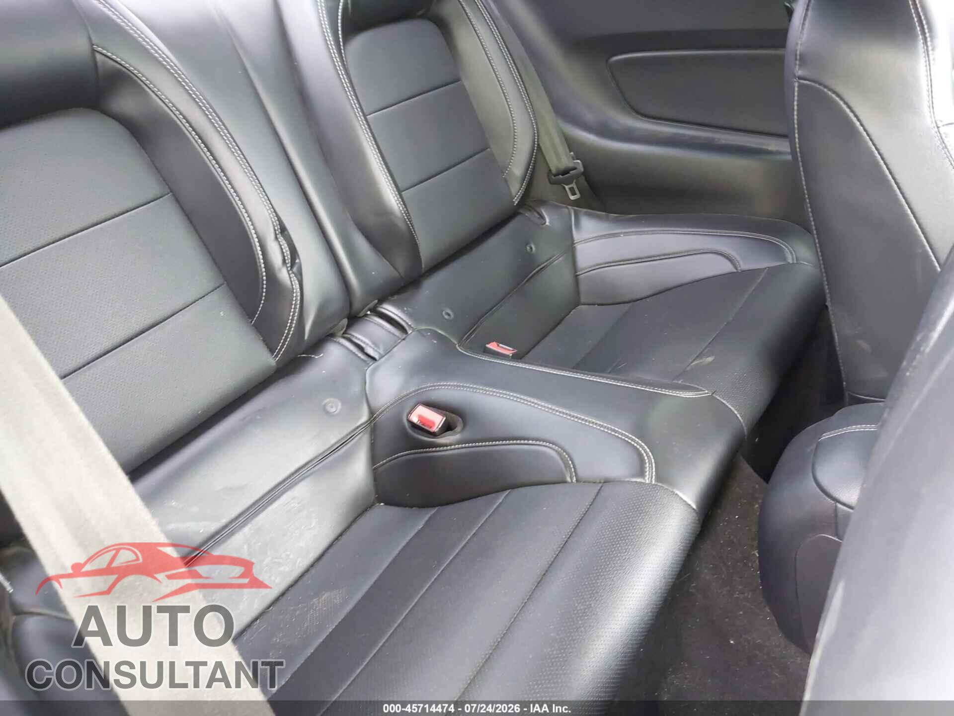 FORD MUSTANG 2019 - 1FA6P8TH2K5134073