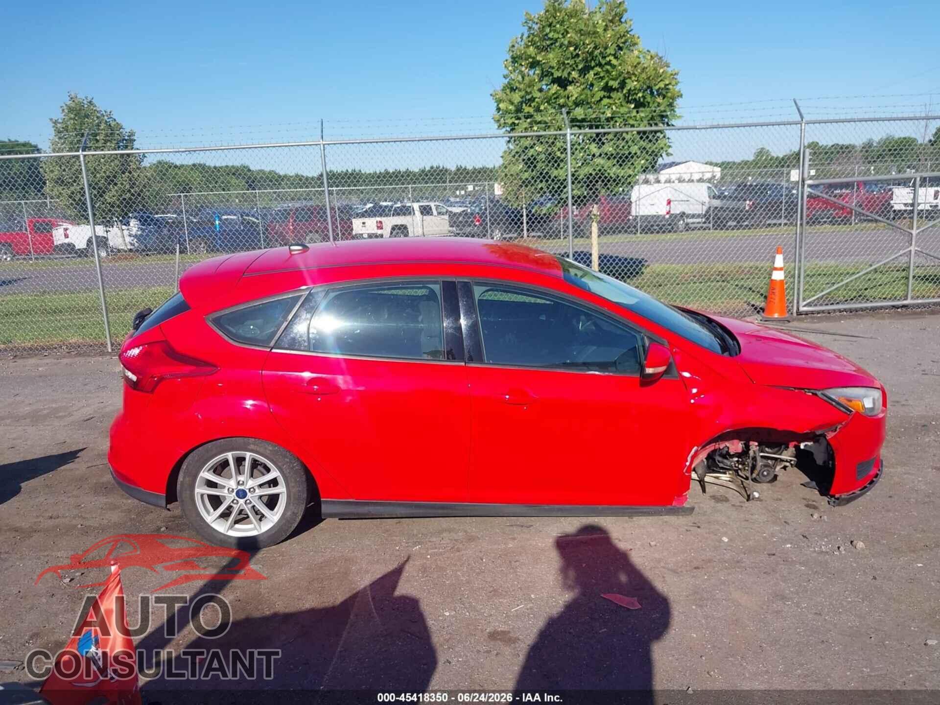 FORD FOCUS 2017 - 1FADP3K26HL306004