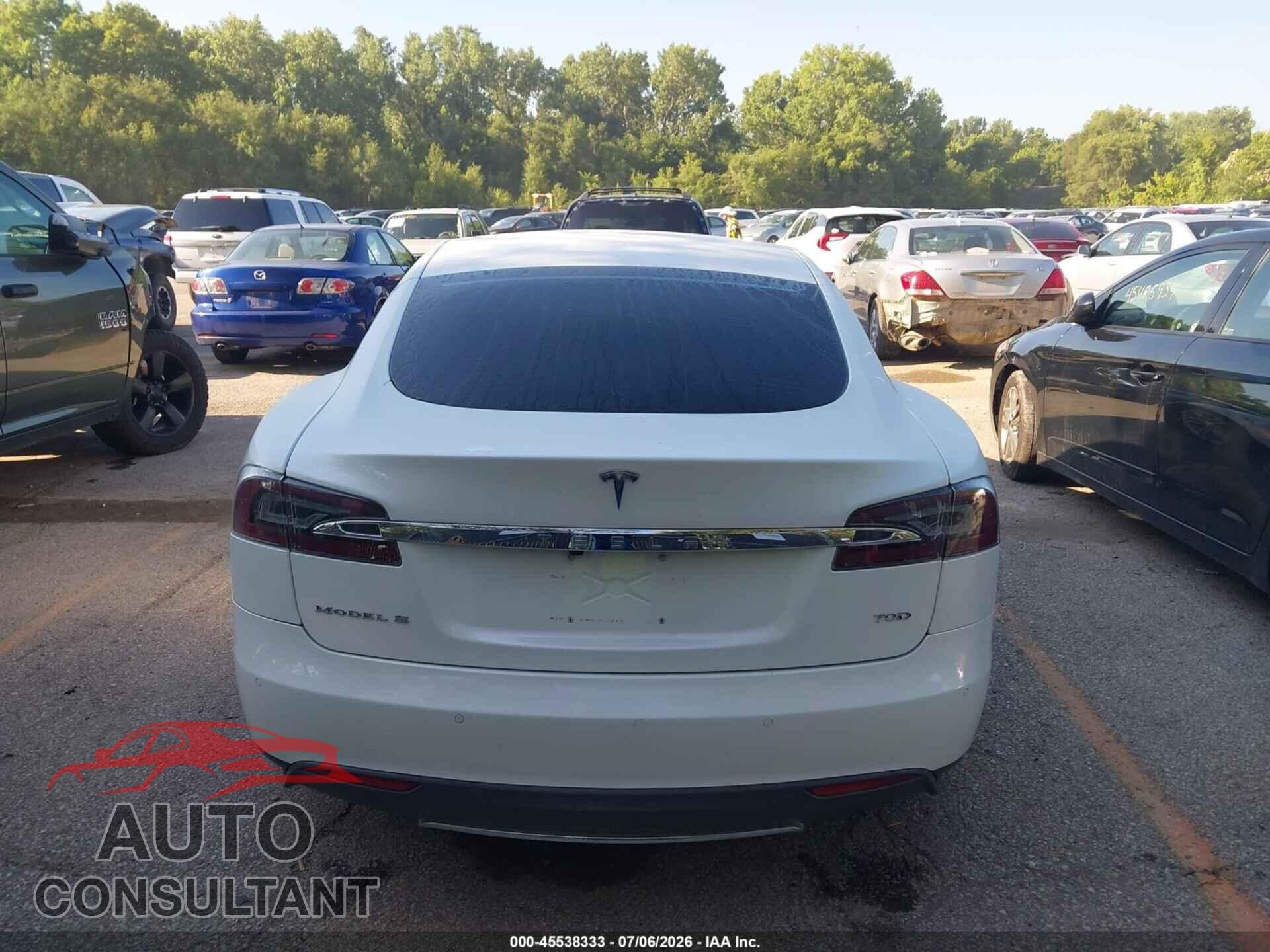 TESLA MODEL S 2015 - 5YJSA1E2XFF102034