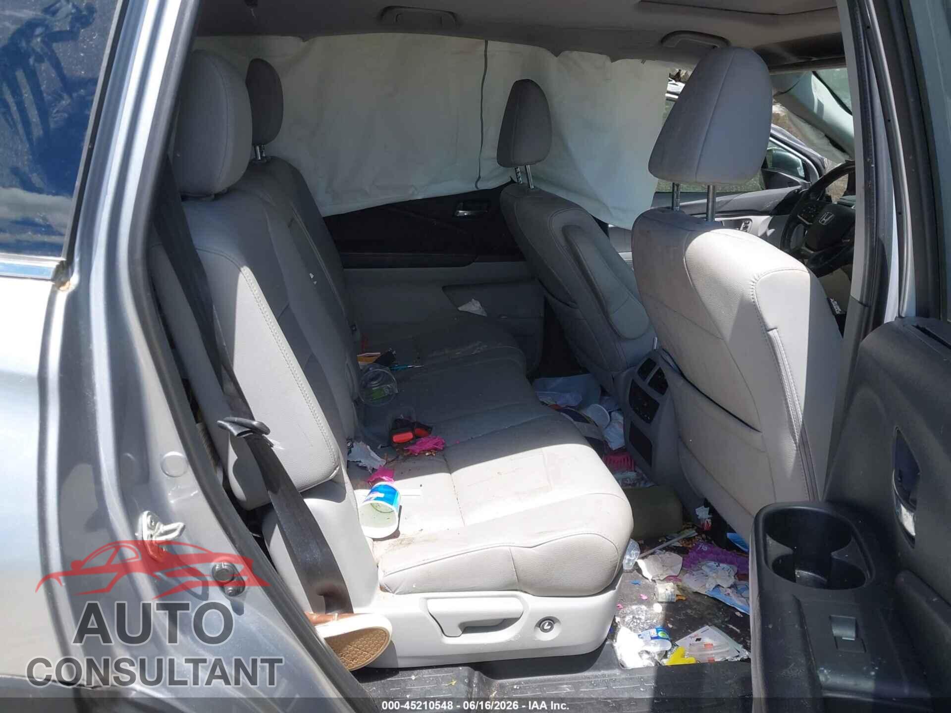 HONDA PILOT 2019 - 5FNYF6H54KB093601