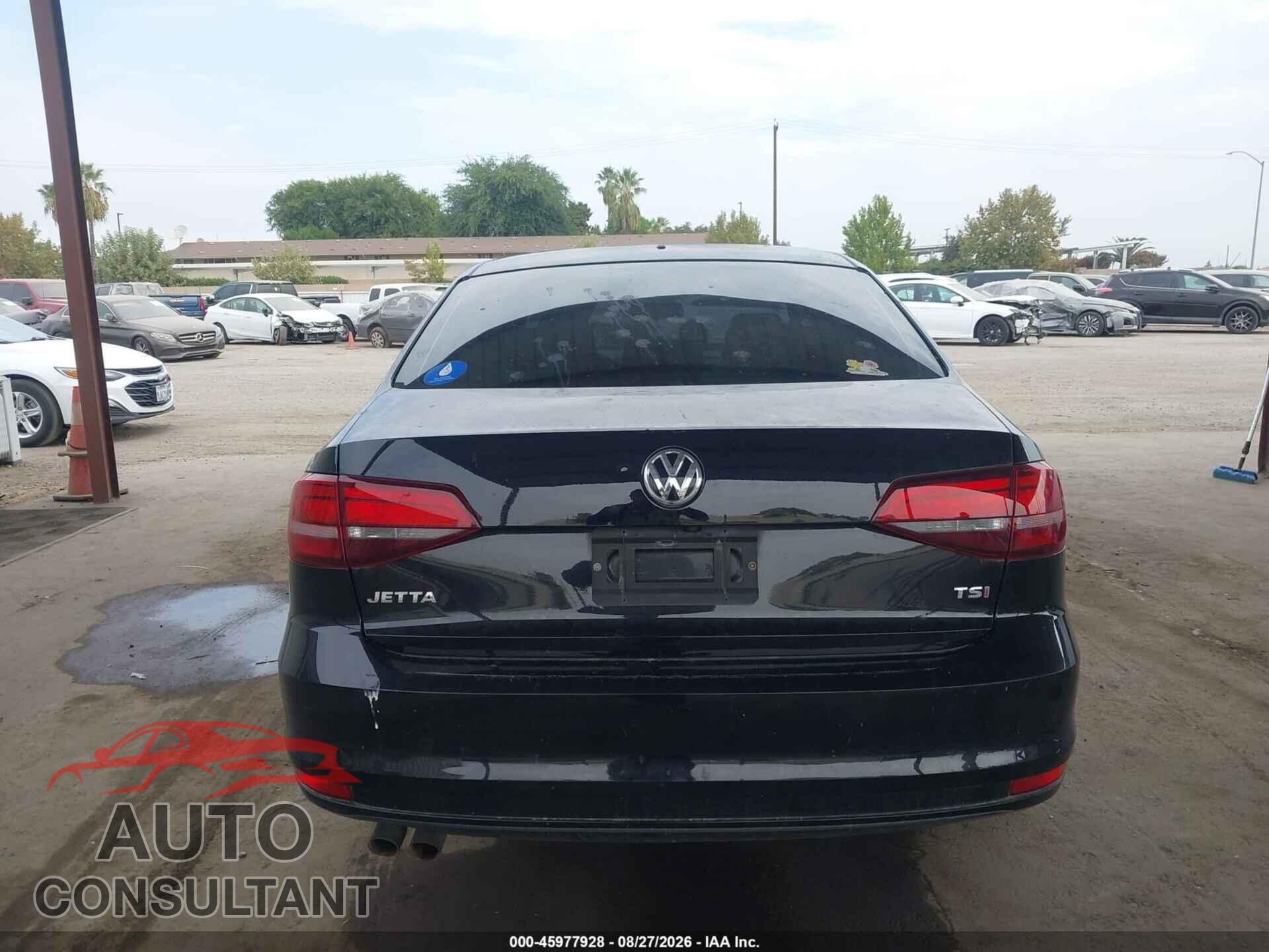 VOLKSWAGEN JETTA 2017 - 3VW2B7AJ7HM295168