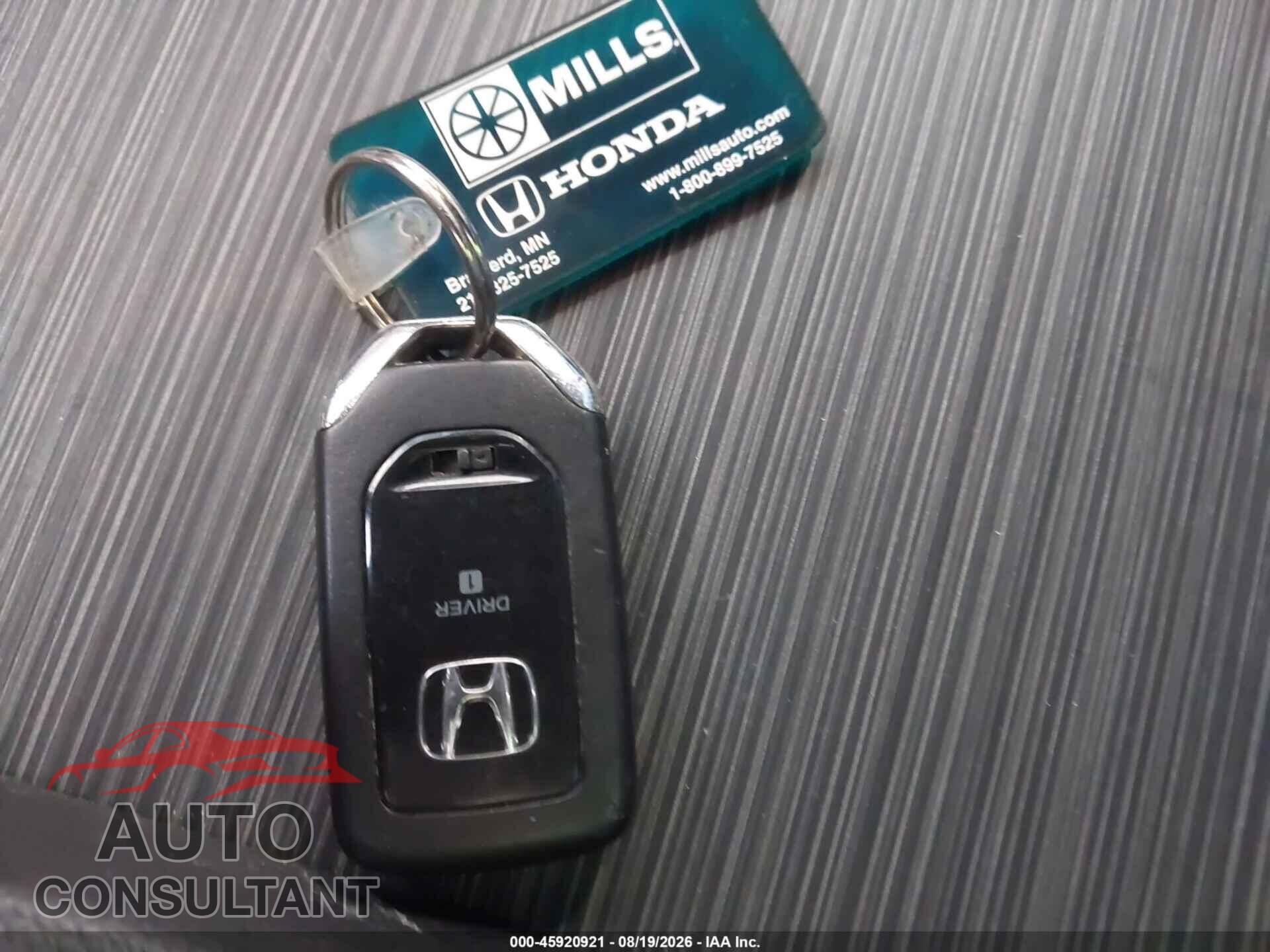HONDA PILOT 2017 - 5FNYF6H97HB016927