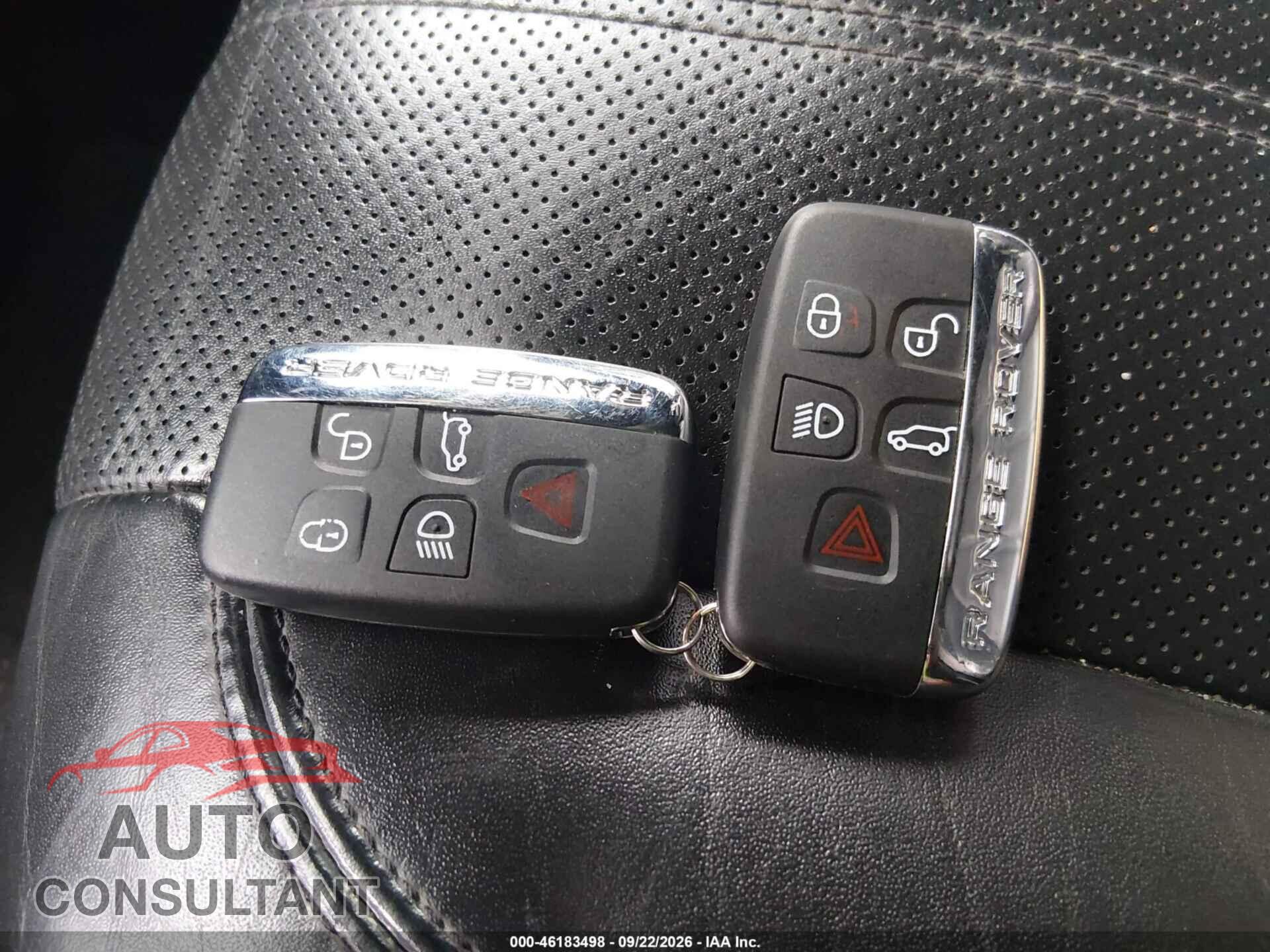 LAND ROVER RANGE ROVER 2017 - SALGS2FVXHA379126