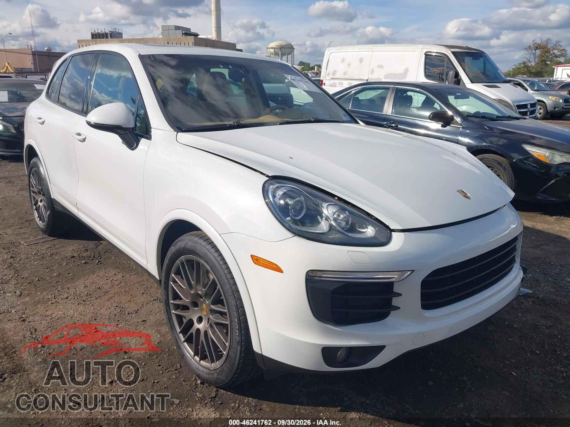 PORSCHE CAYENNE 2017 - WP1AA2A28HKA83561