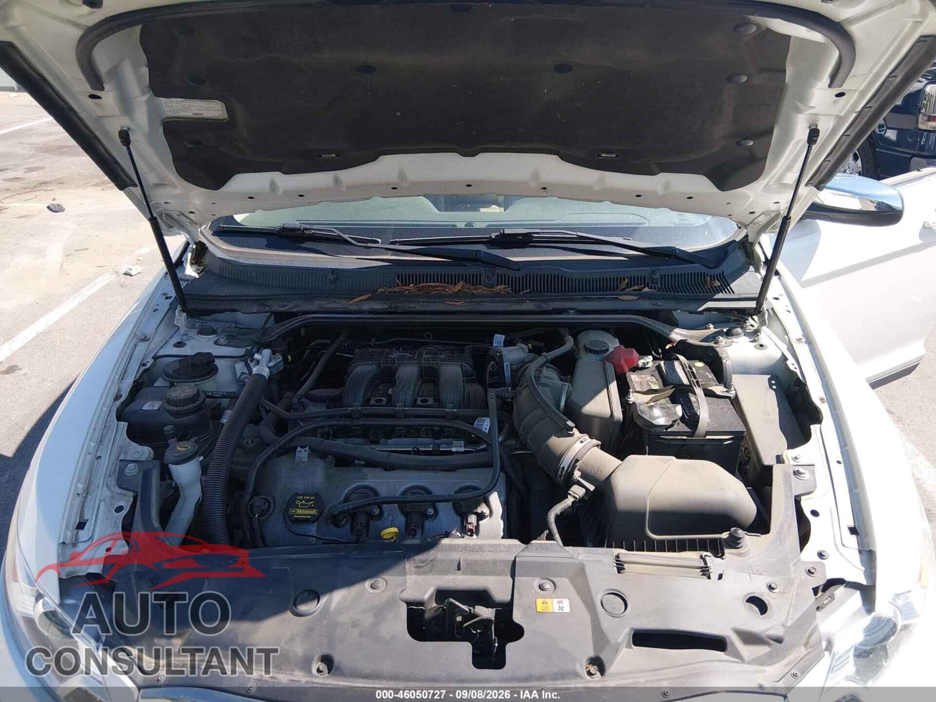 FORD TAURUS 2011 - 1FAHP2FW8BG135023