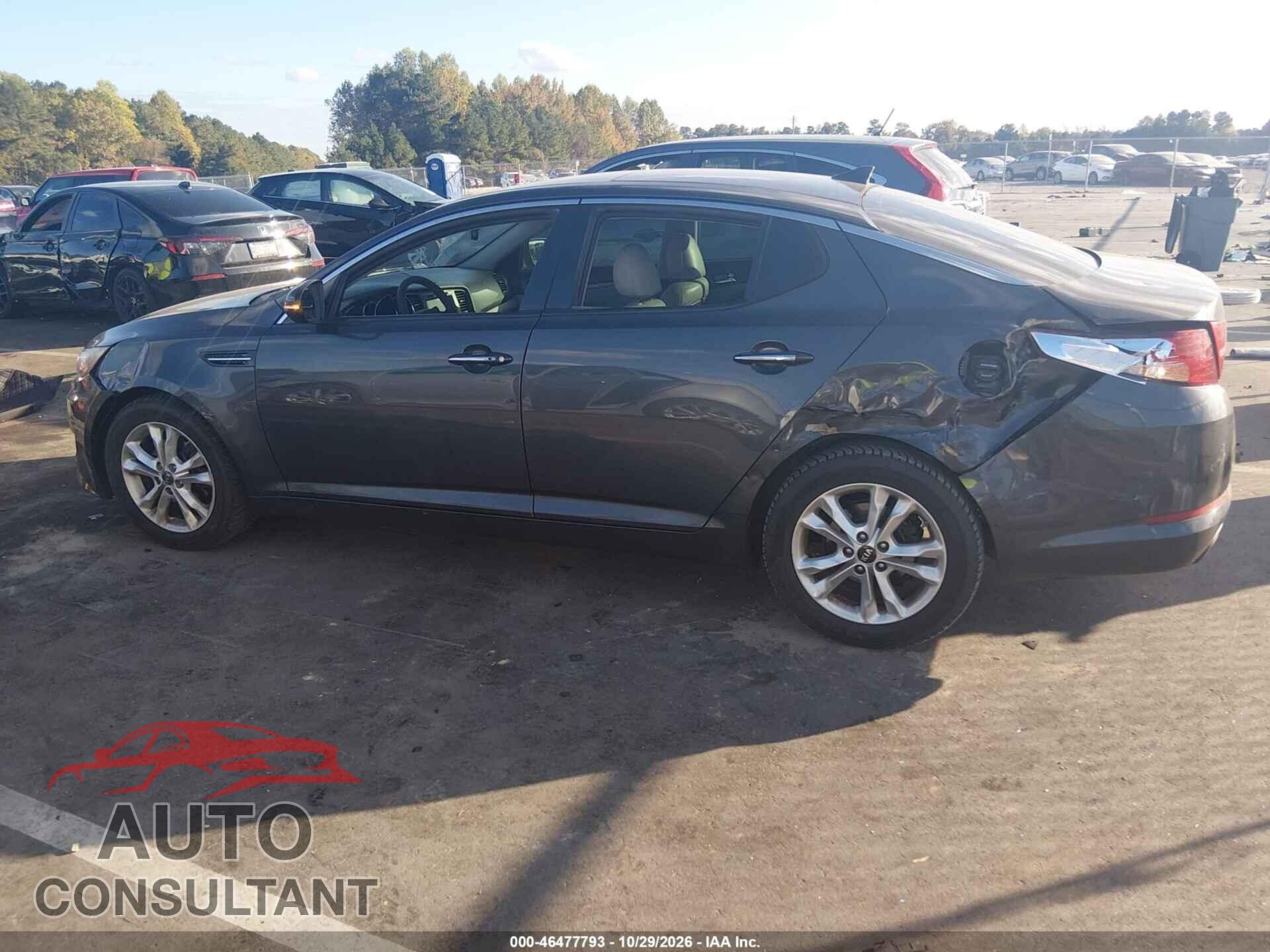 KIA OPTIMA 2011 - KNAGN4A71B5165657