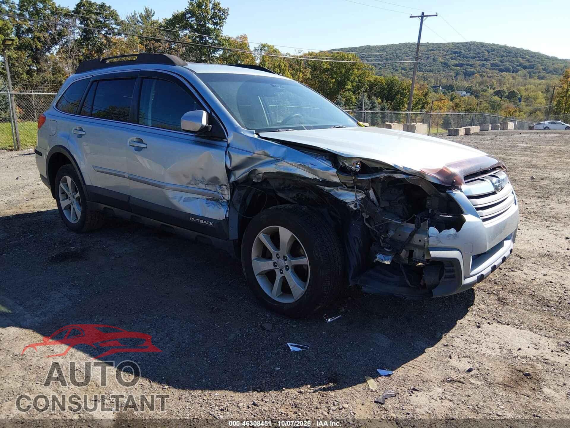SUBARU OUTBACK 2013 - 4S4BRBGC7D3242018