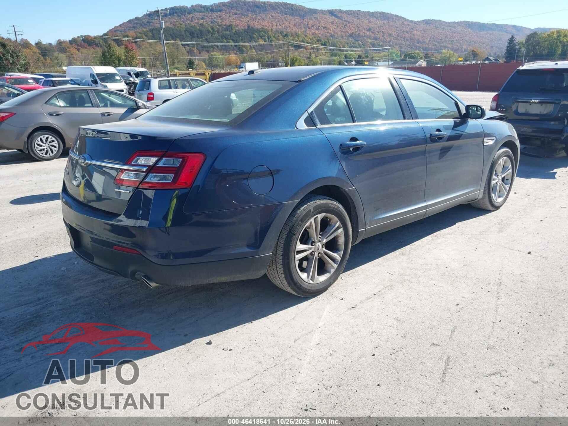 FORD TAURUS 2017 - 1FAHP2D8XHG142889