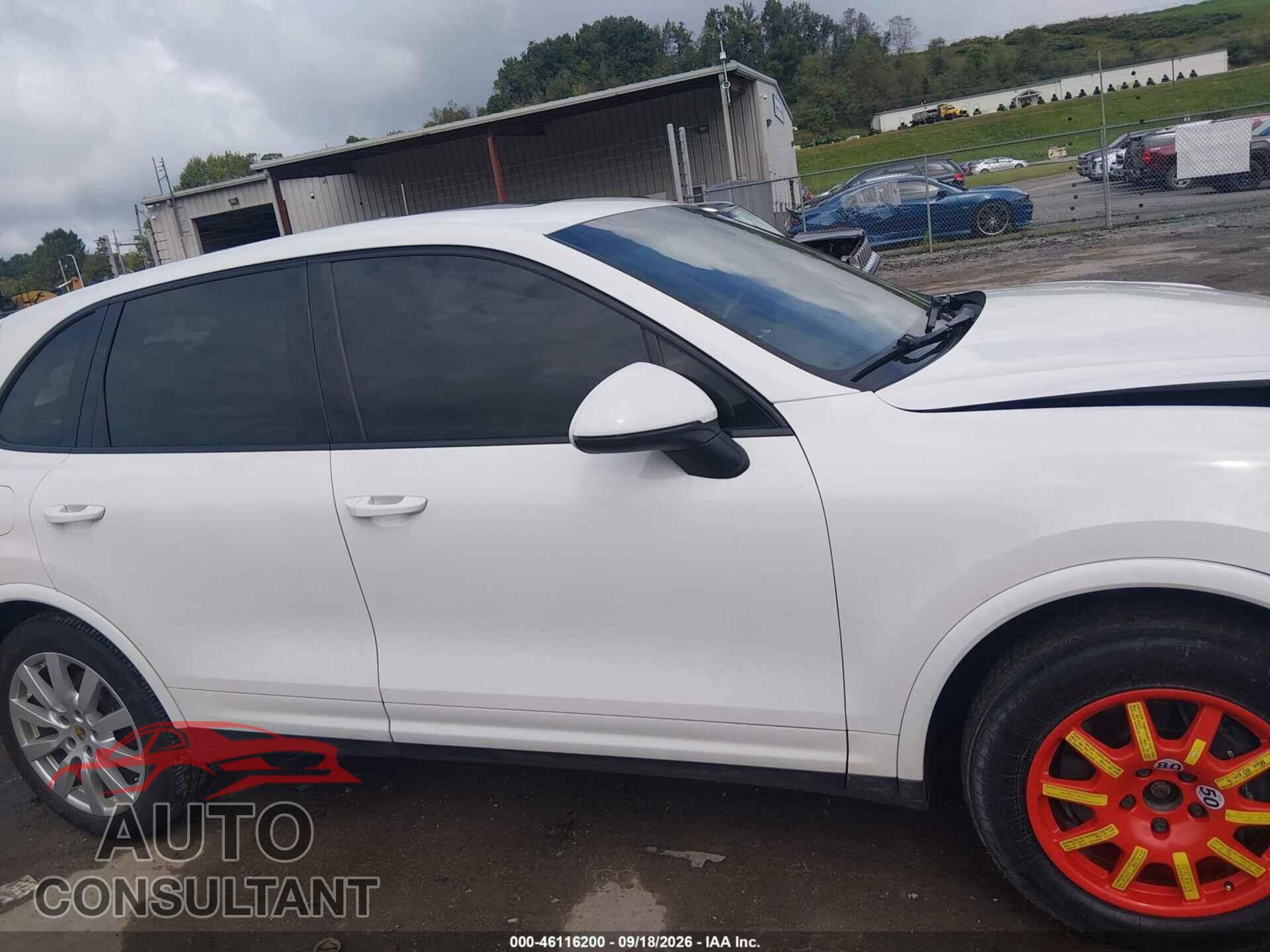 PORSCHE CAYENNE 2017 - WP1AA2A22HKA92353