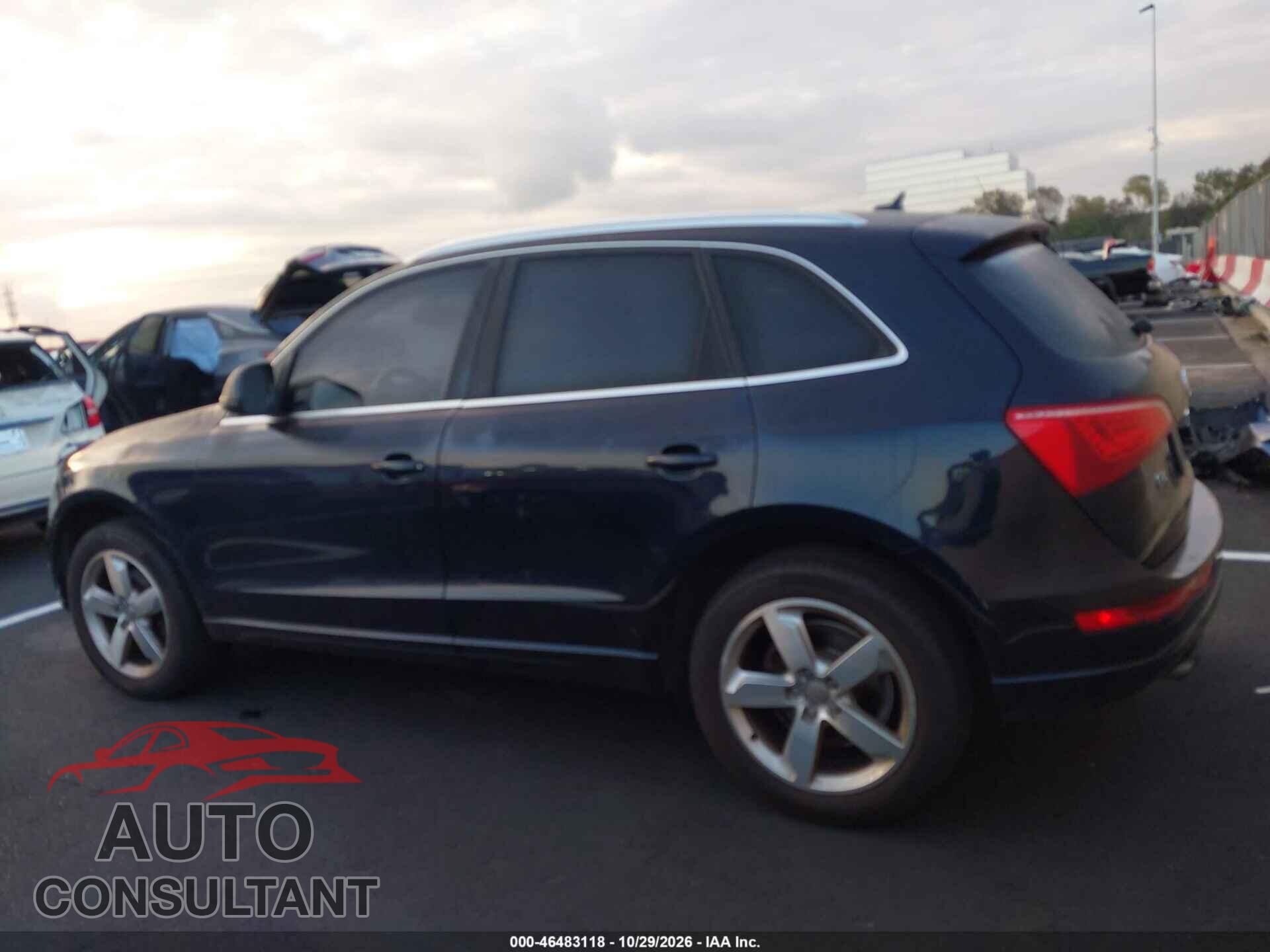 AUDI Q5 2011 - WA1LFAFP4BA077659