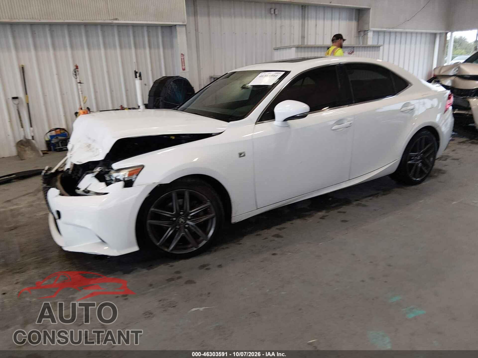 LEXUS IS 250 2015 - JTHBF1D20F5052120