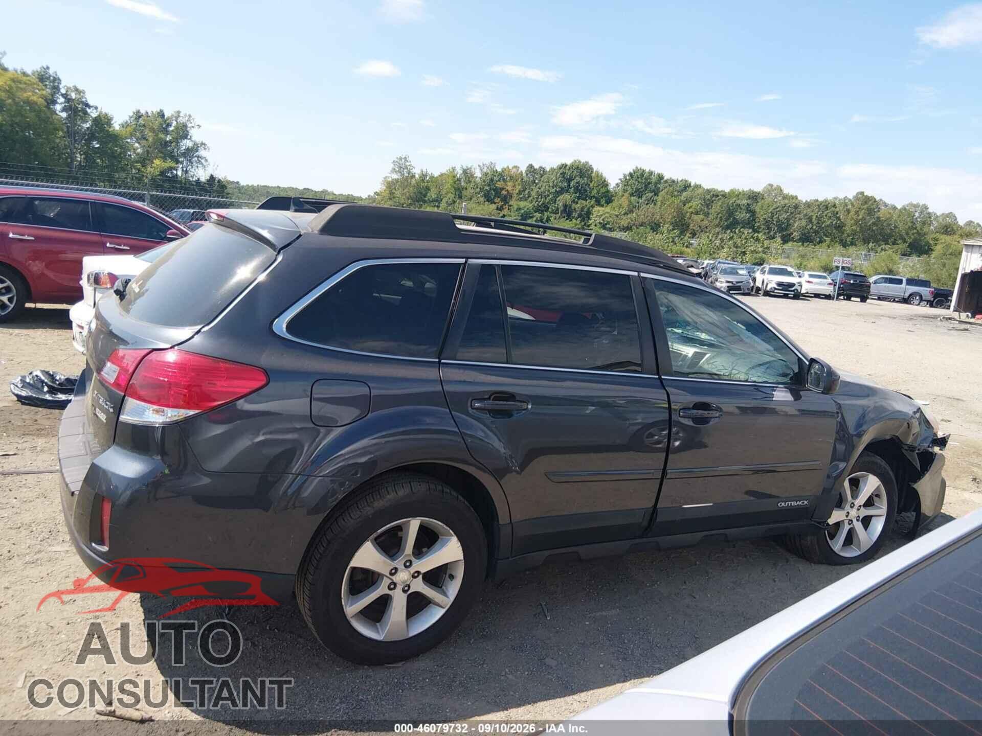 SUBARU OUTBACK 2013 - 4S4BRBKC3D3307924