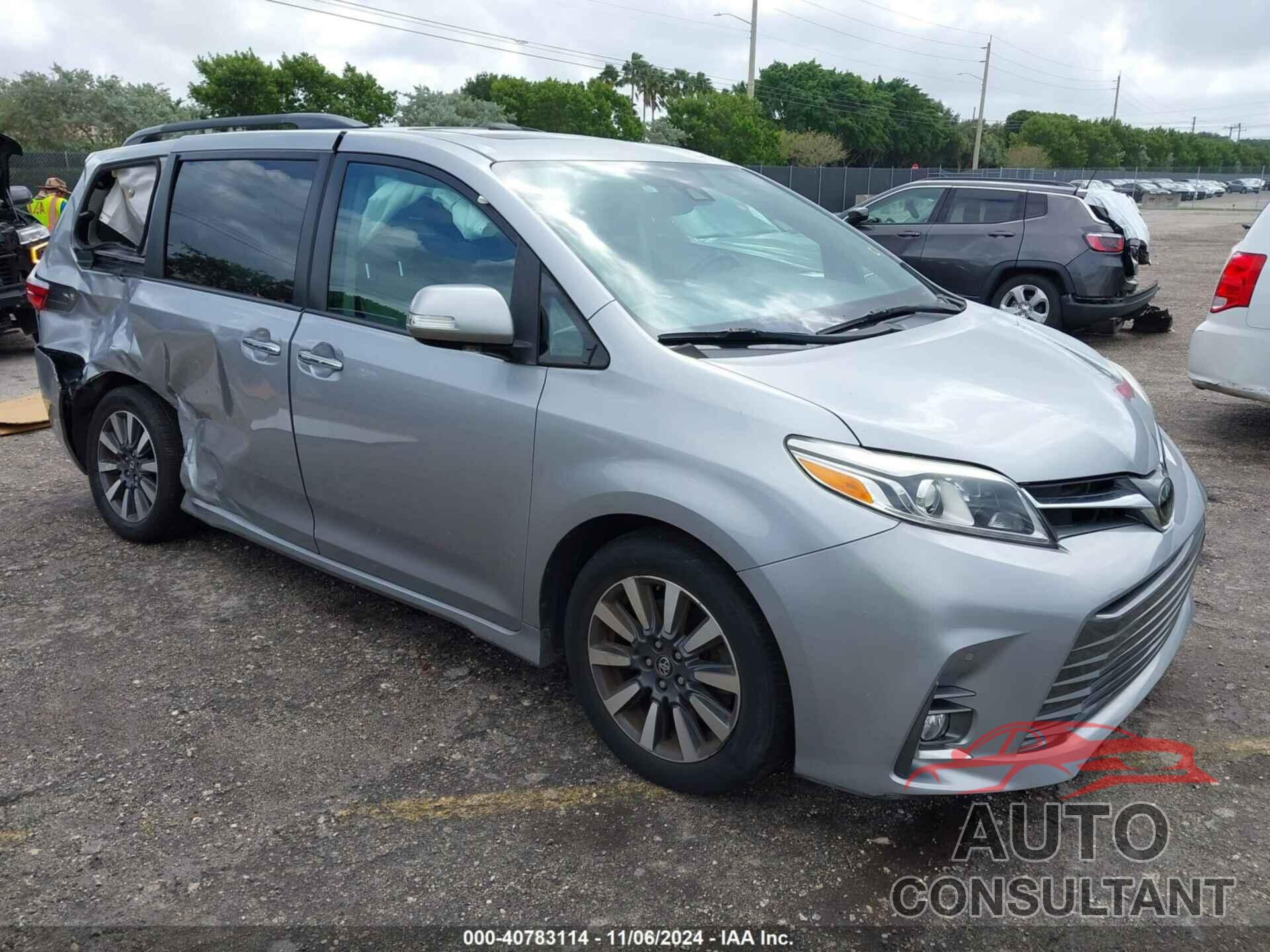 TOYOTA SIENNA 2018 - 5TDYZ3DC0JS932731