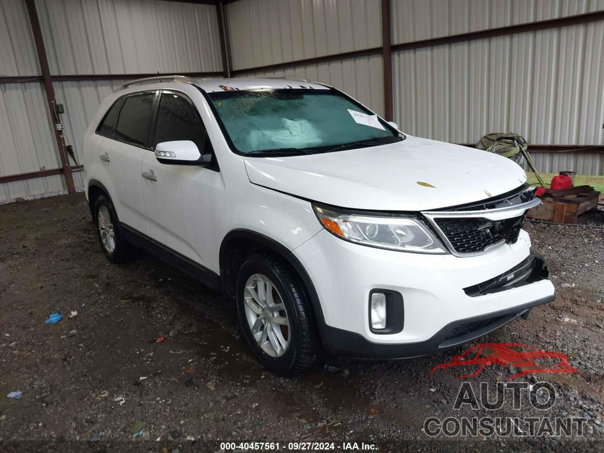 KIA SORENTO 2015 - 5XYKT4A62FG658710