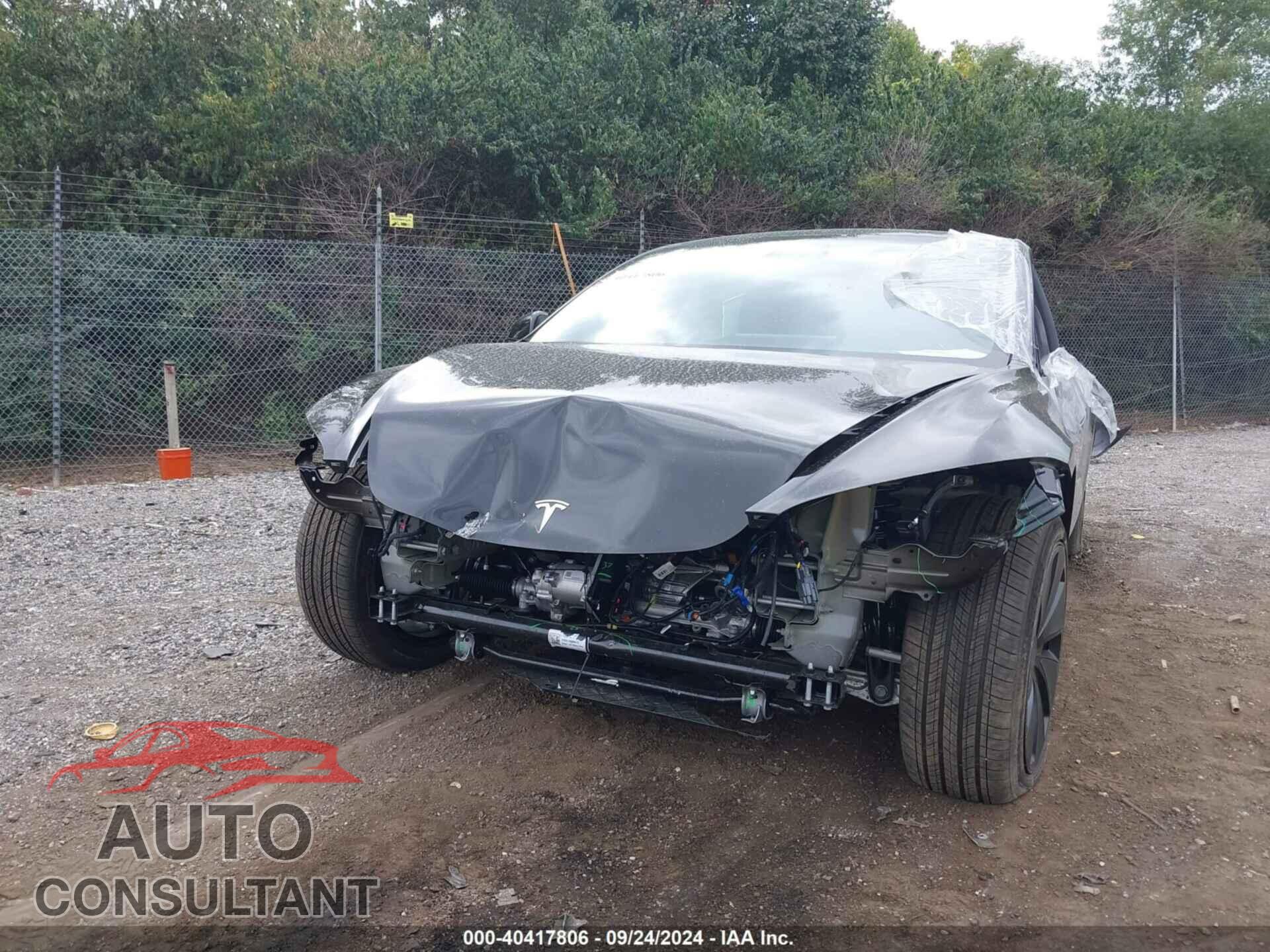 TESLA MODEL 3 2024 - 5YJ3E1EB8RF792573