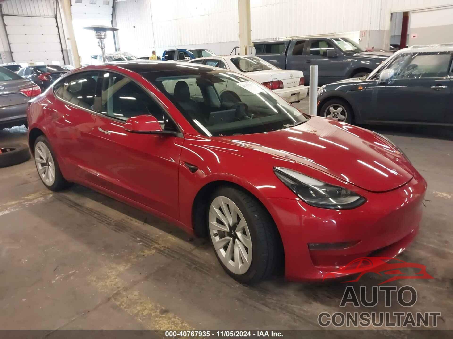 TESLA MODEL 3 2021 - 5YJ3E1EBXMF013215