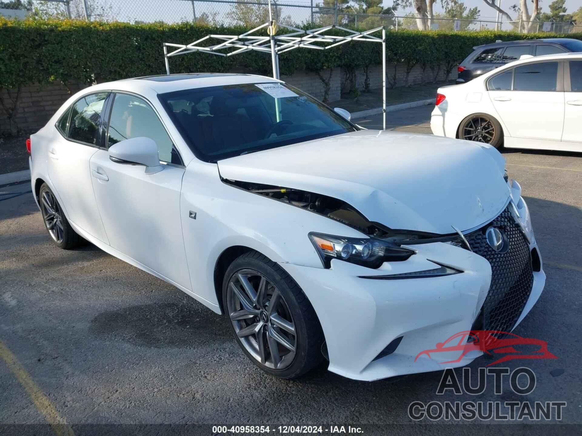 LEXUS IS 350 2015 - JTHBE1D26F5015785