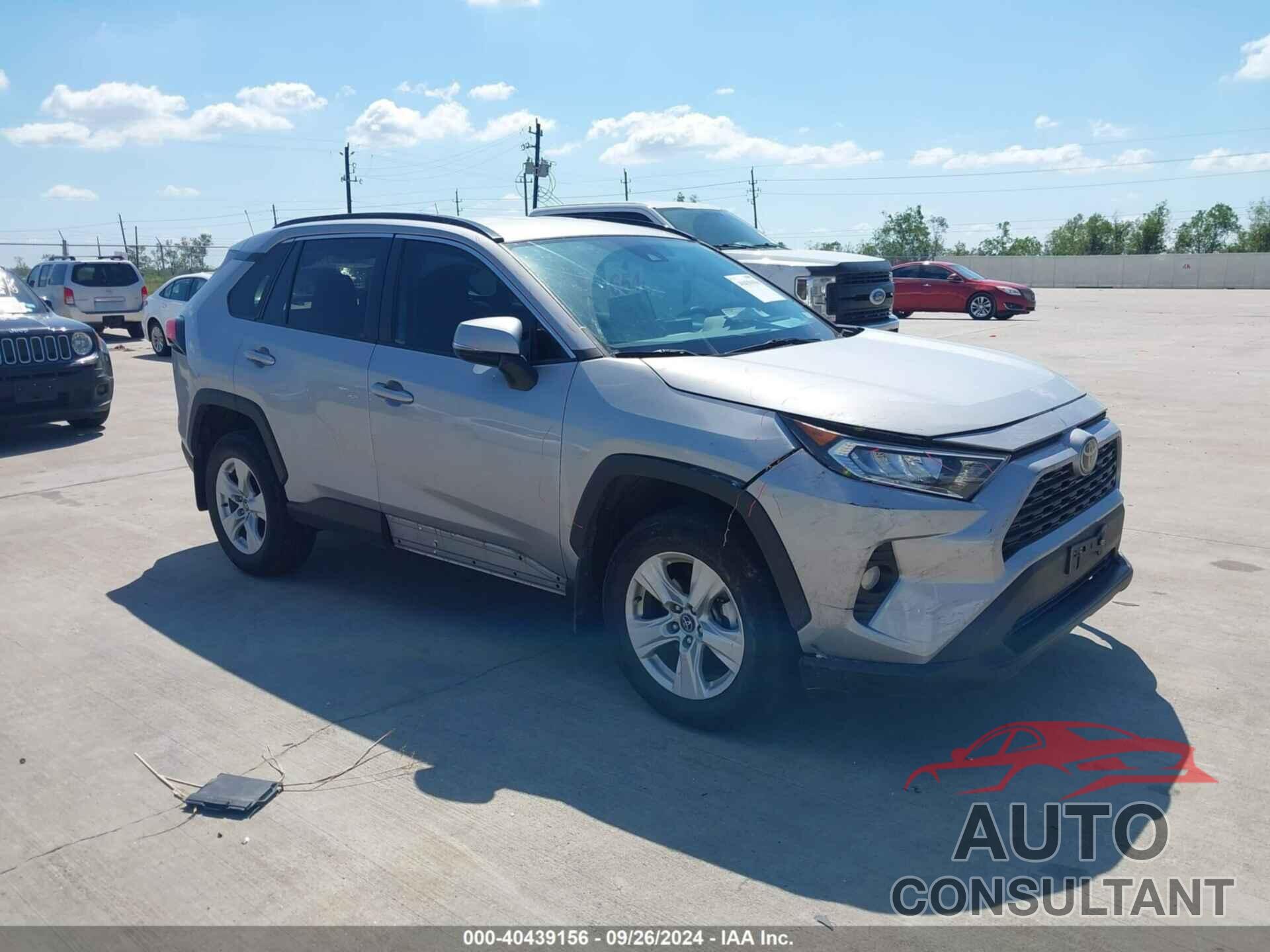 TOYOTA RAV4 2021 - 2T3W1RFVXMW121196