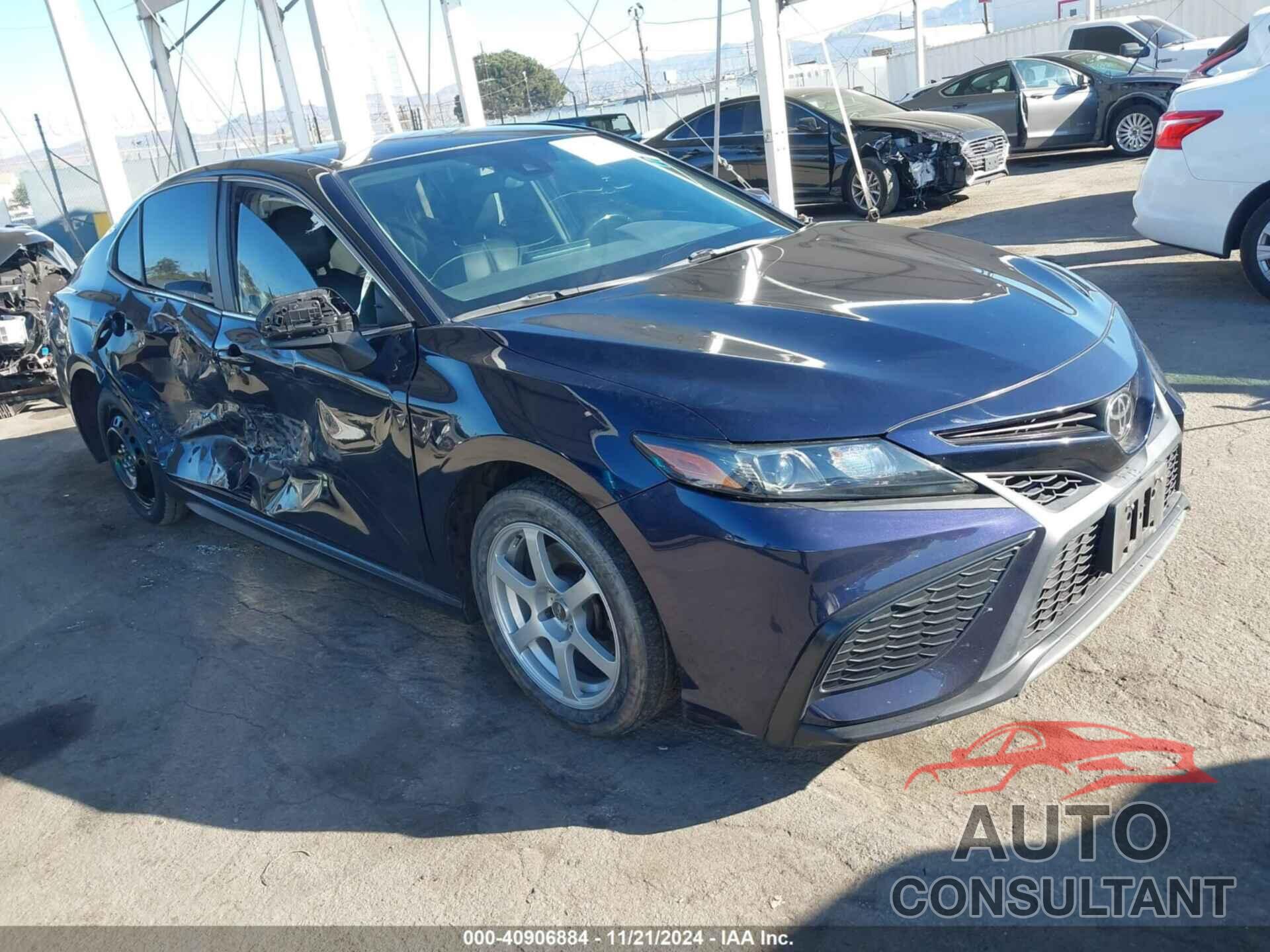 TOYOTA CAMRY 2021 - 4T1G11AK1MU560671