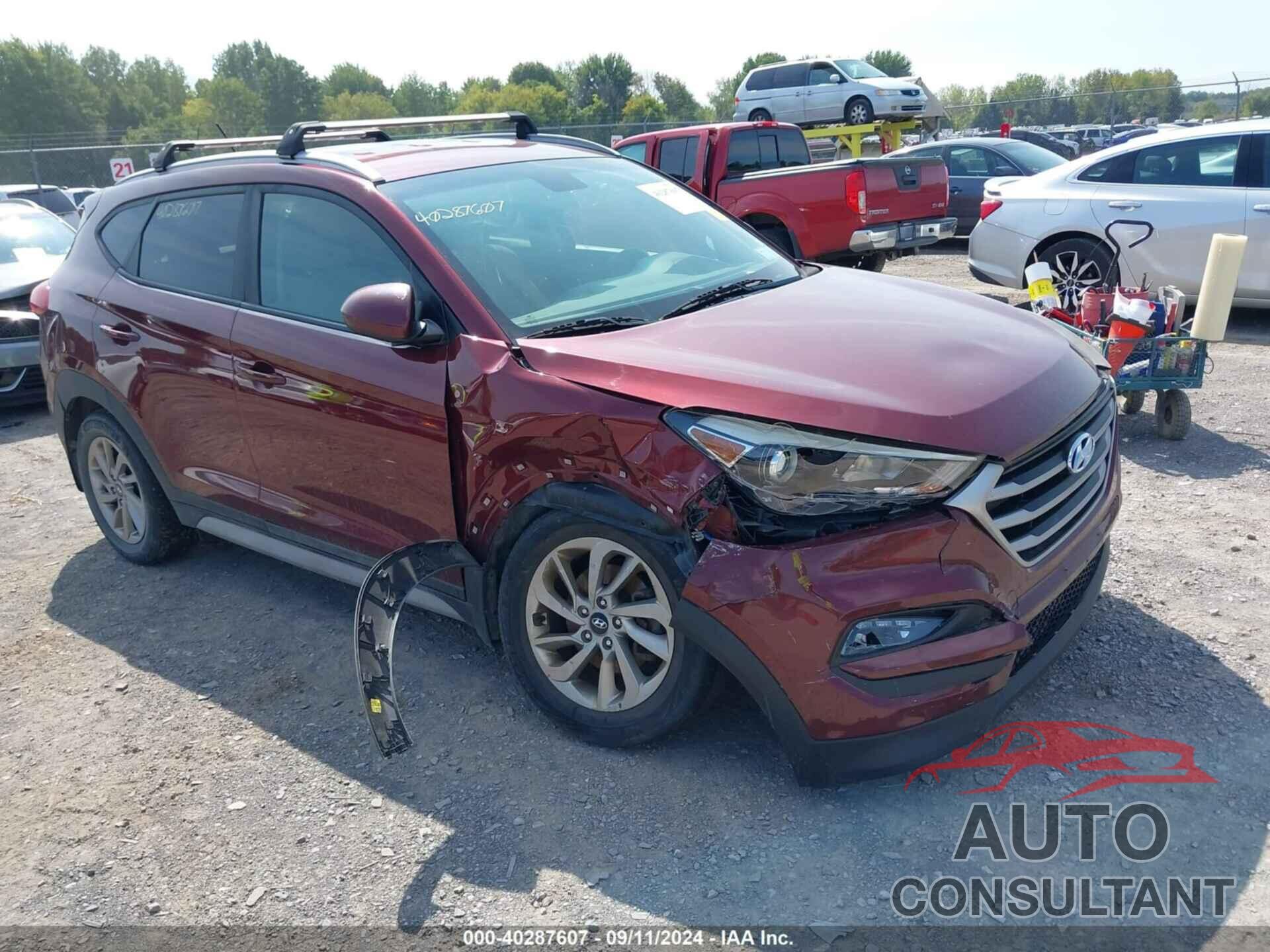 HYUNDAI TUCSON 2017 - KM8J3CA43HU424707