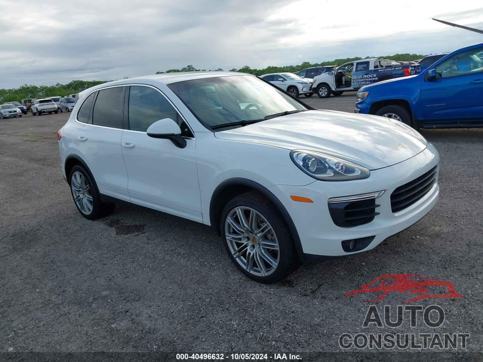 PORSCHE CAYENNE 2016 - WP1AF2A22GKA44528