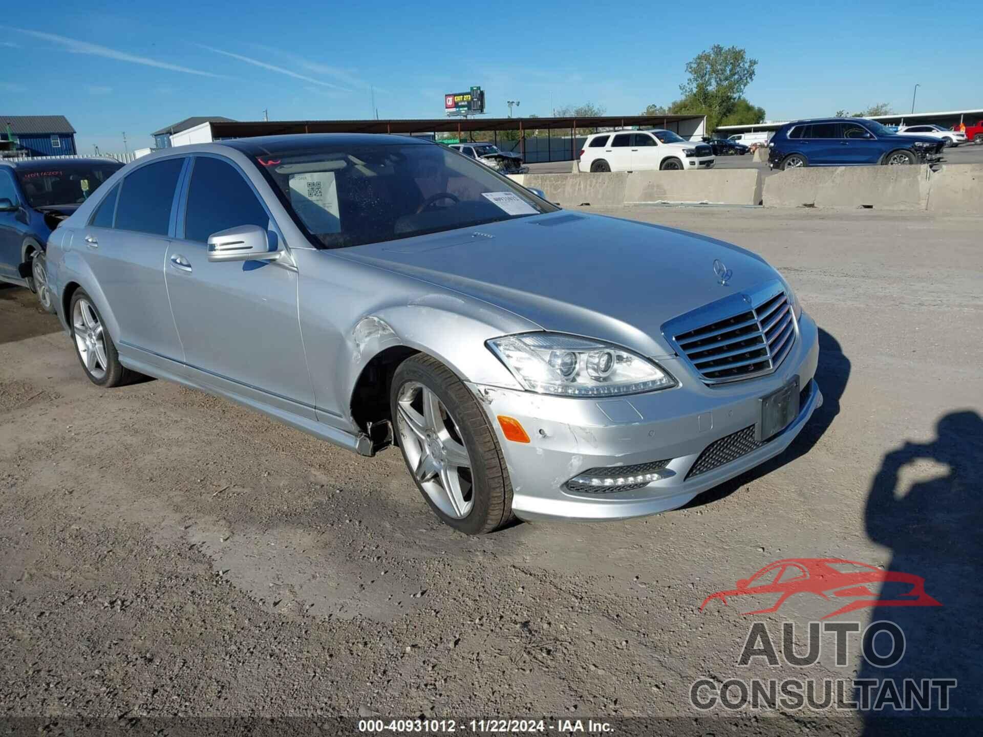 MERCEDES-BENZ S 550 2010 - WDDNG8GB1AA317004