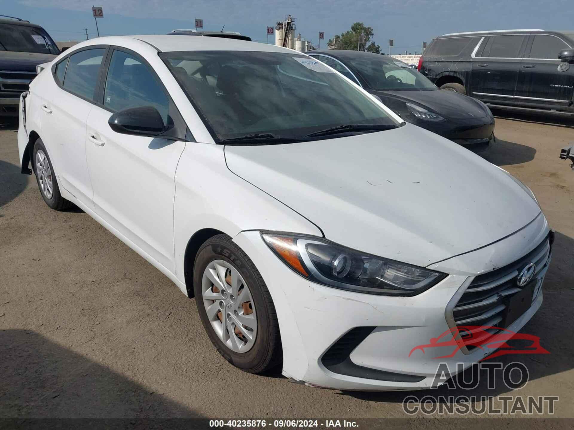 HYUNDAI ELANTRA 2018 - 5NPD74LFXJH330625