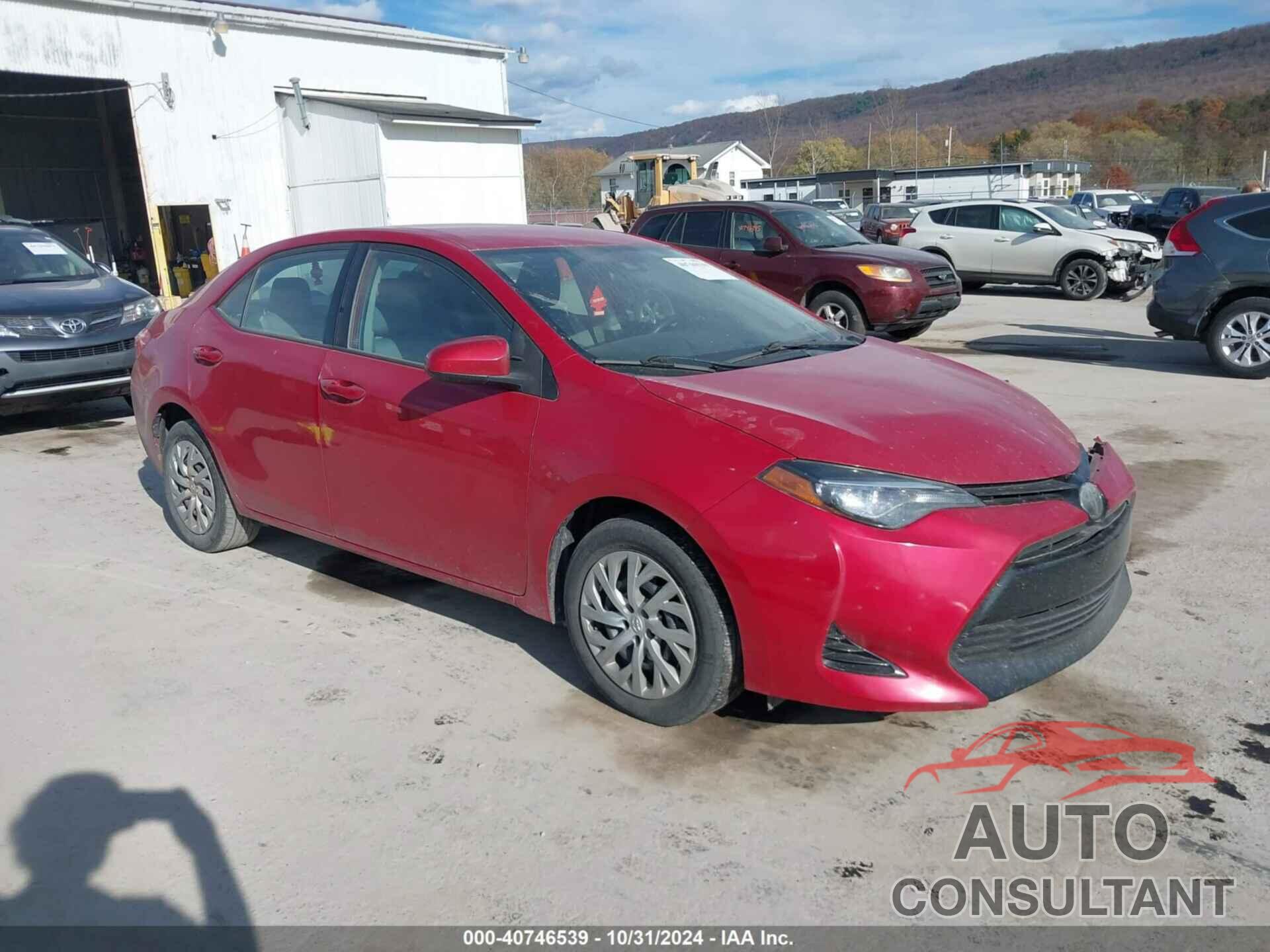 TOYOTA COROLLA 2017 - 2T1BURHE4HC864147