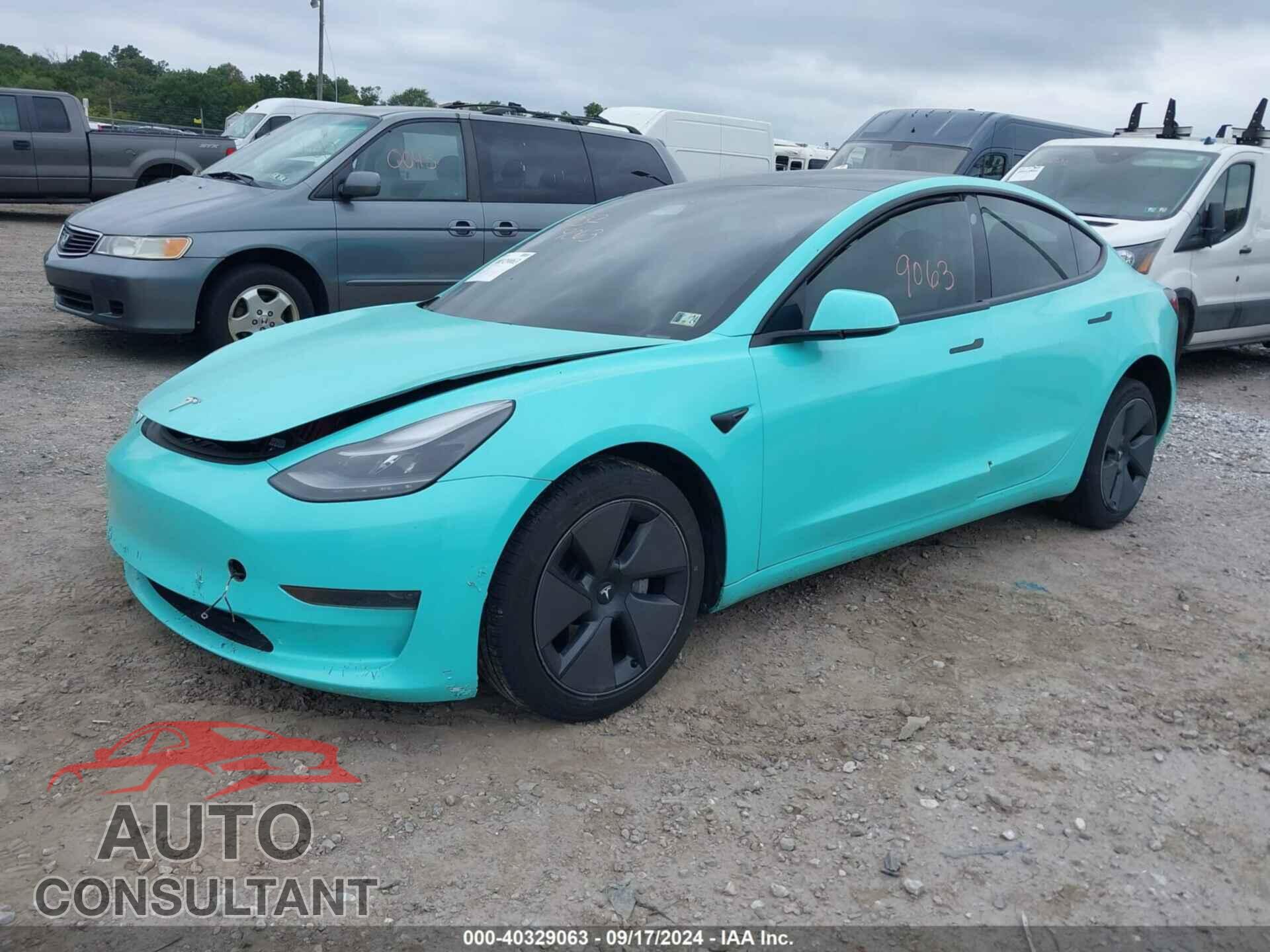 TESLA MODEL 3 2021 - 5YJ3E1EA0MF989804
