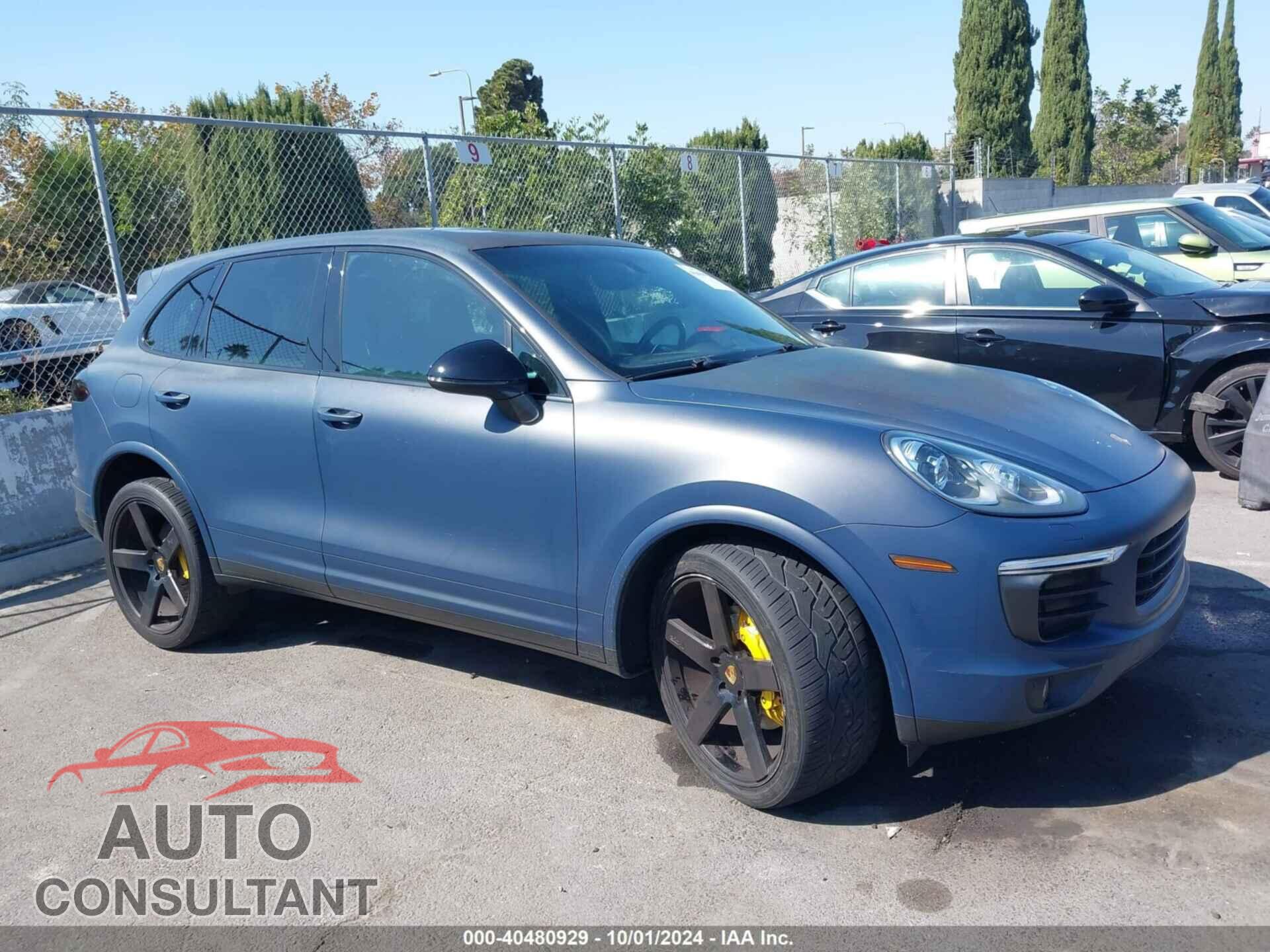 PORSCHE CAYENNE 2018 - WP1AA2A2XJKA04400