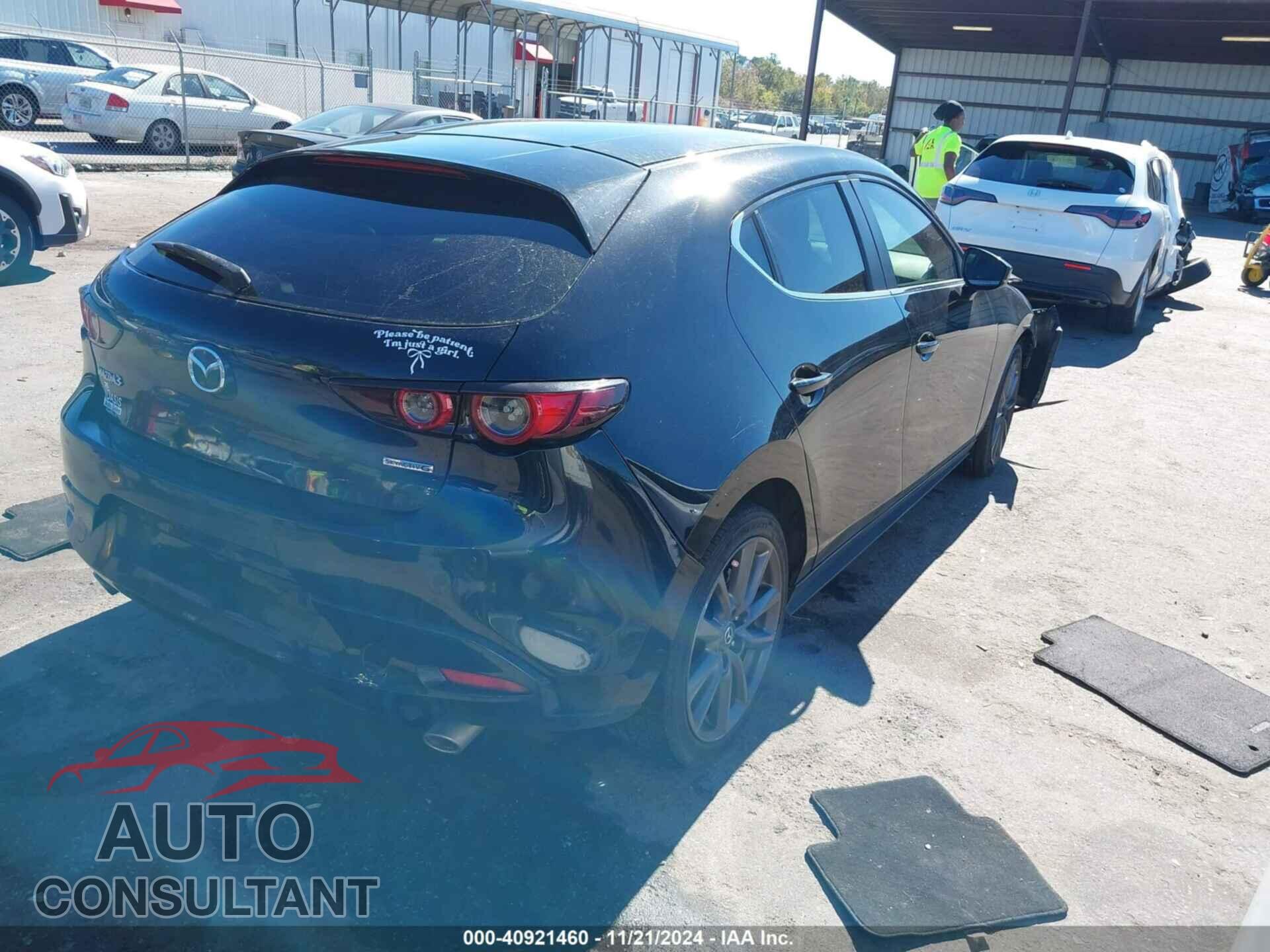 MAZDA MAZDA3 2021 - JM1BPAKL3M1330233