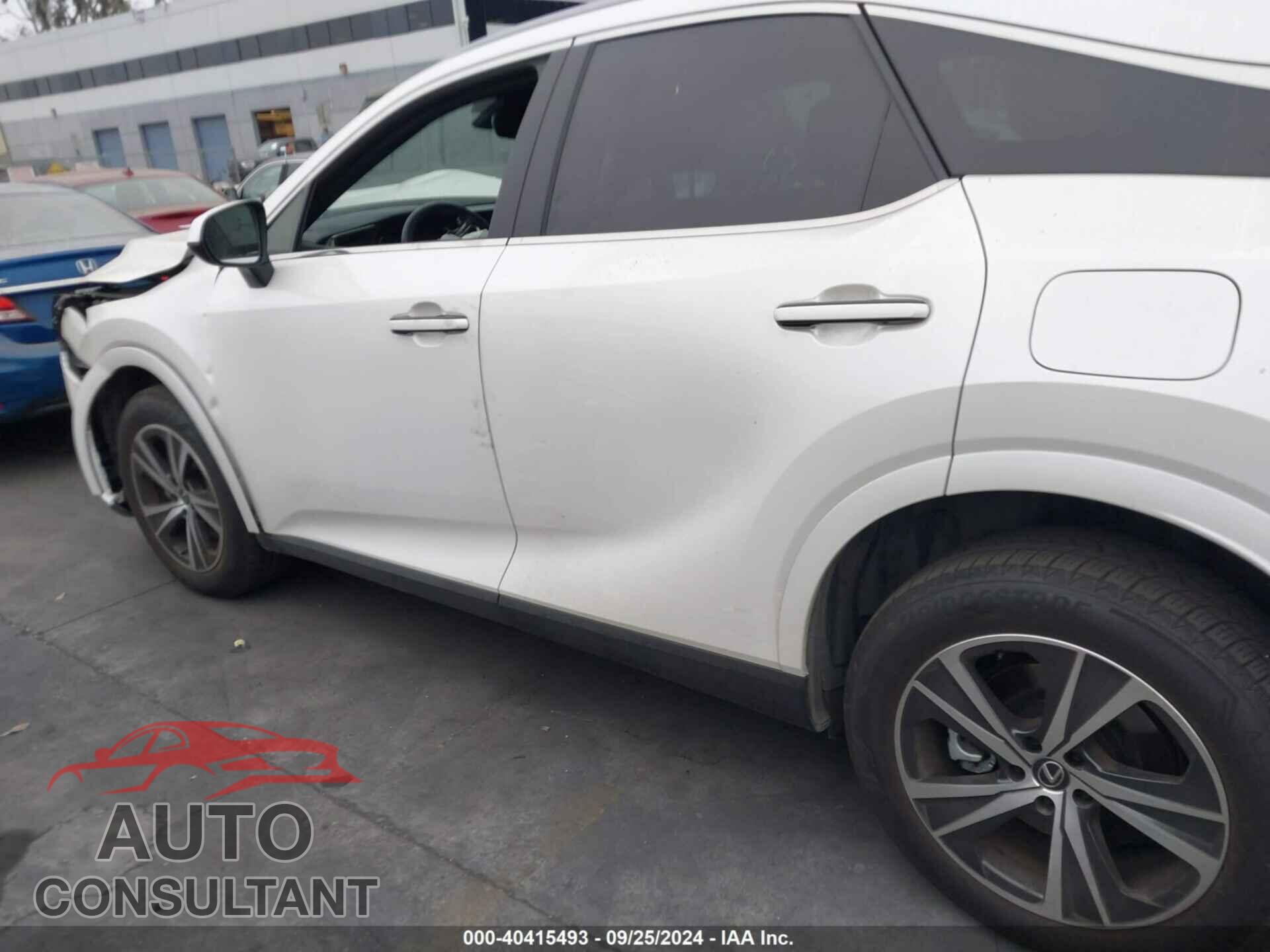LEXUS RX 350 2023 - JTJCHMAA3P2005757