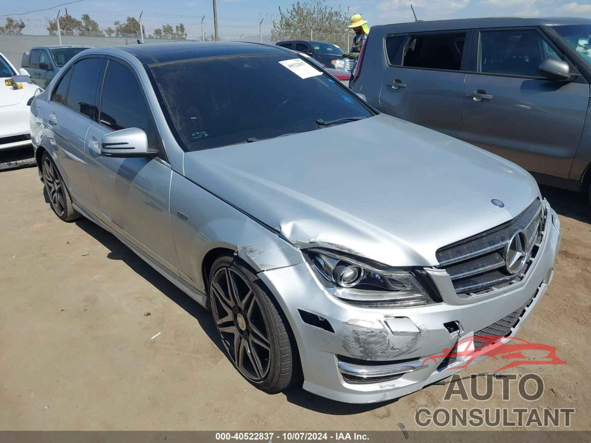 MERCEDES-BENZ C 350 2013 - WDDGF5HB9DR255706