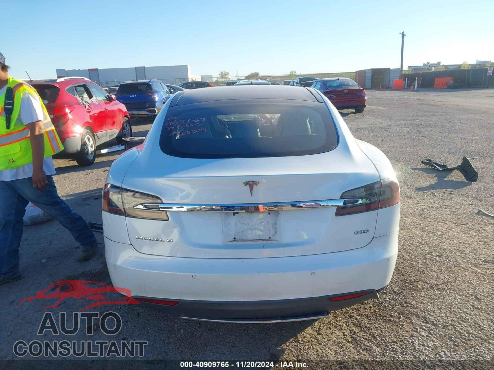 TESLA MODEL S 2016 - 5YJSA1E23GF128329