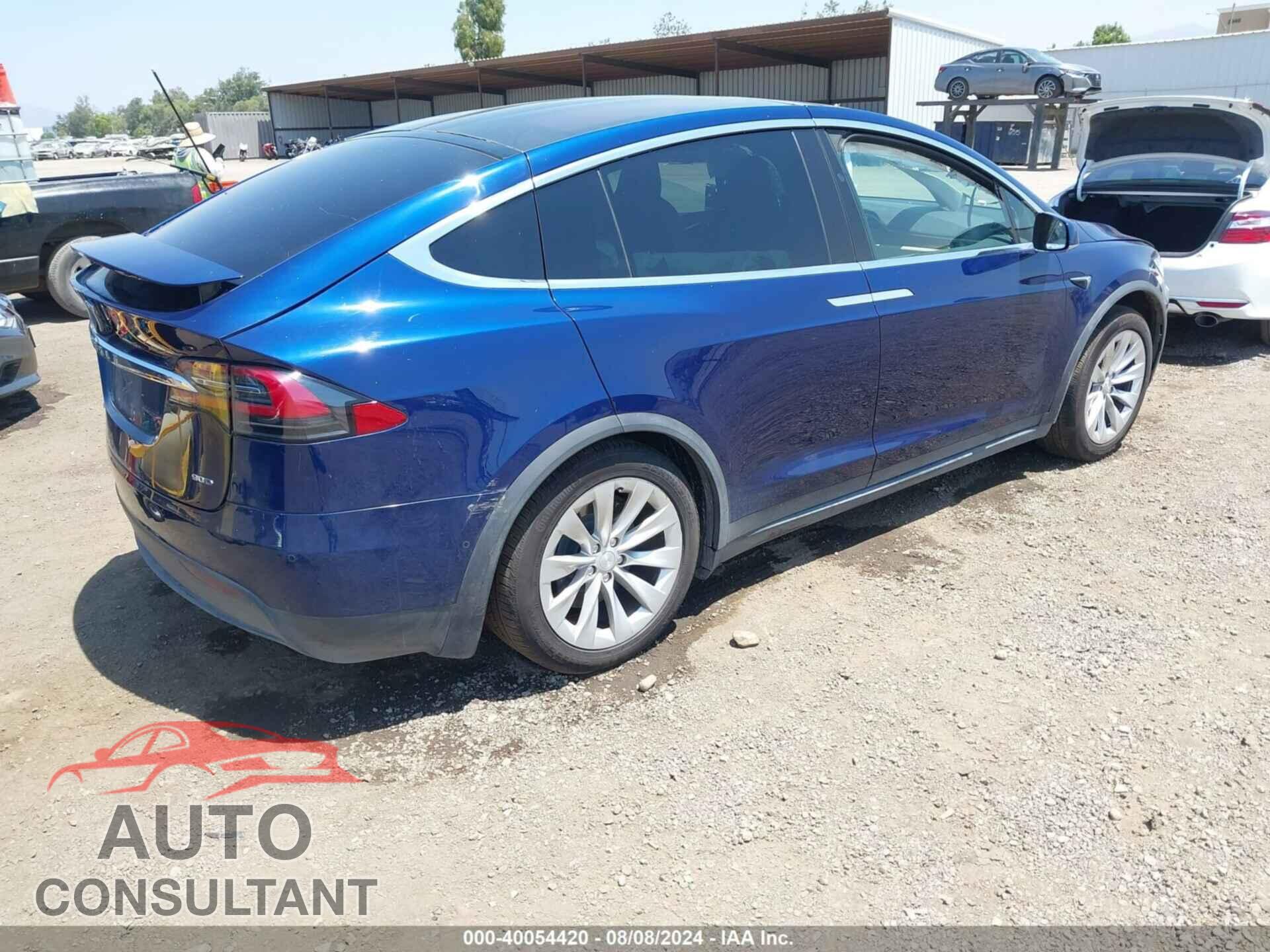 TESLA MODEL X 2017 - 5YJXCBE24HF044656