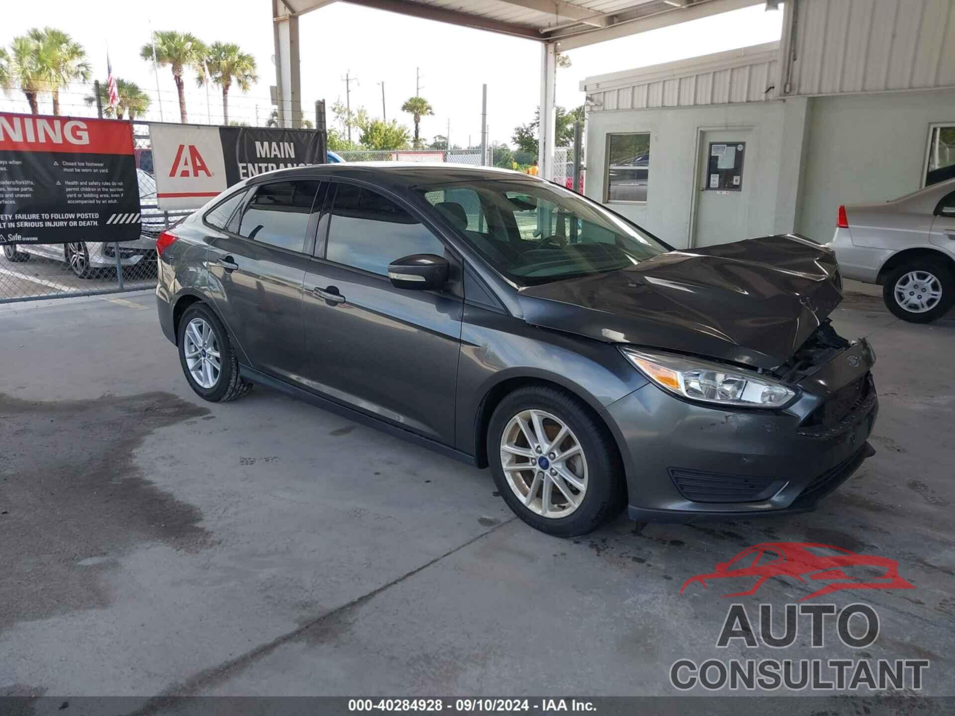 FORD FOCUS 2018 - 1FADP3F21JL210331