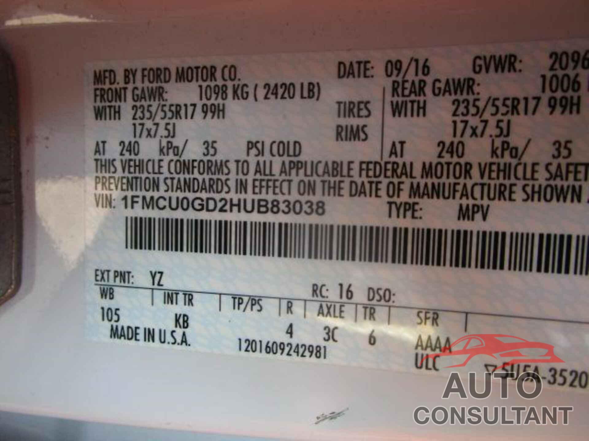FORD ESCAPE 2017 - 1FMCU0GD2HUB83038