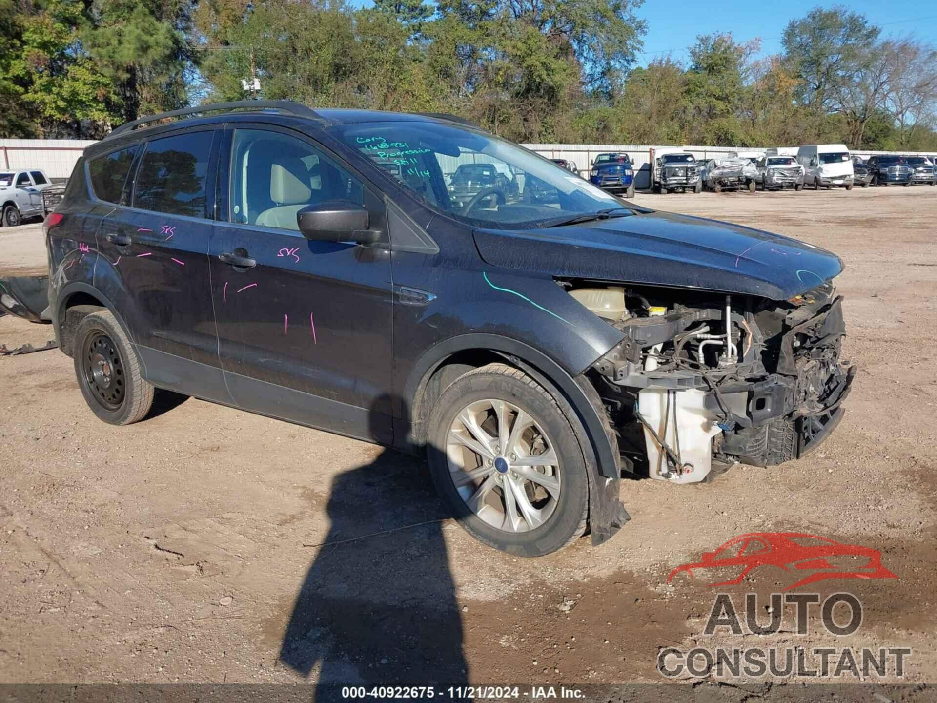 FORD ESCAPE 2018 - 1FMCU0G90JUB49083