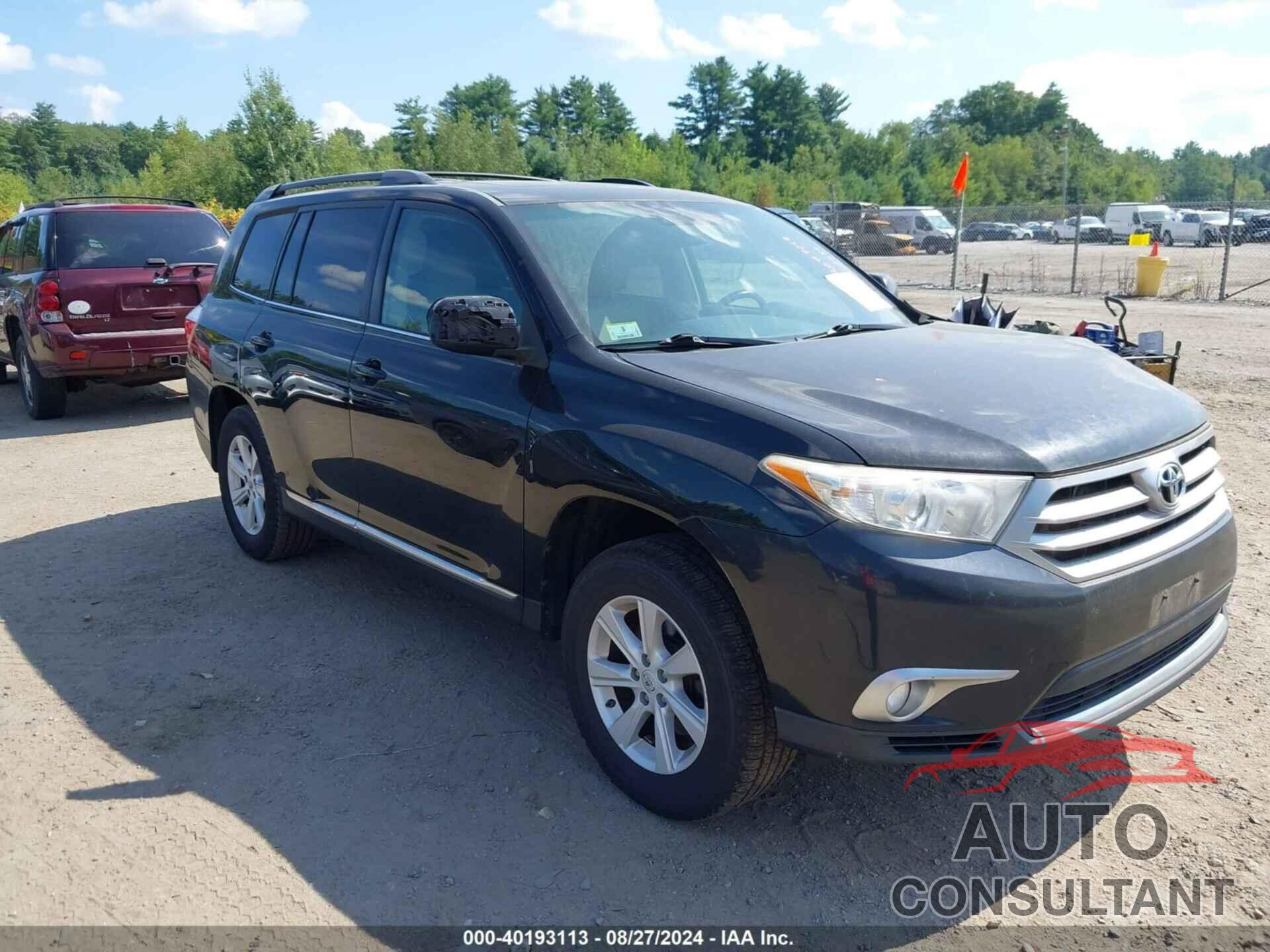 TOYOTA HIGHLANDER 2012 - 5TDBK3EH2CS102842