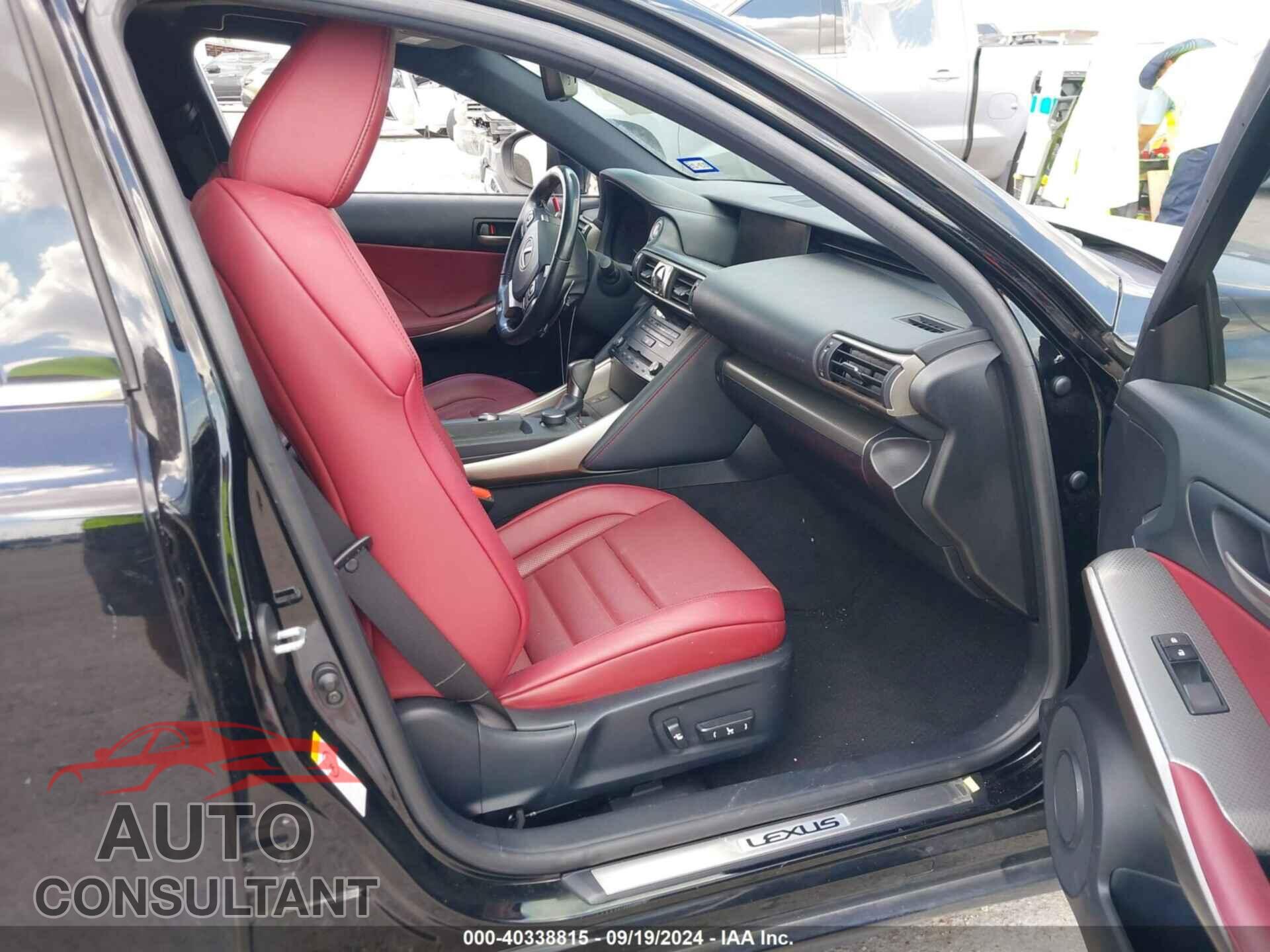 LEXUS IS 200T 2017 - JTHBA1D21H5045565